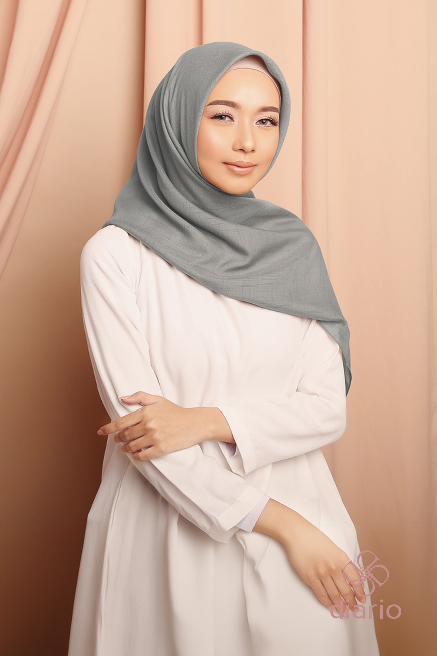 Diario - Kerudung Segi Empat Cendani Plain Scarf