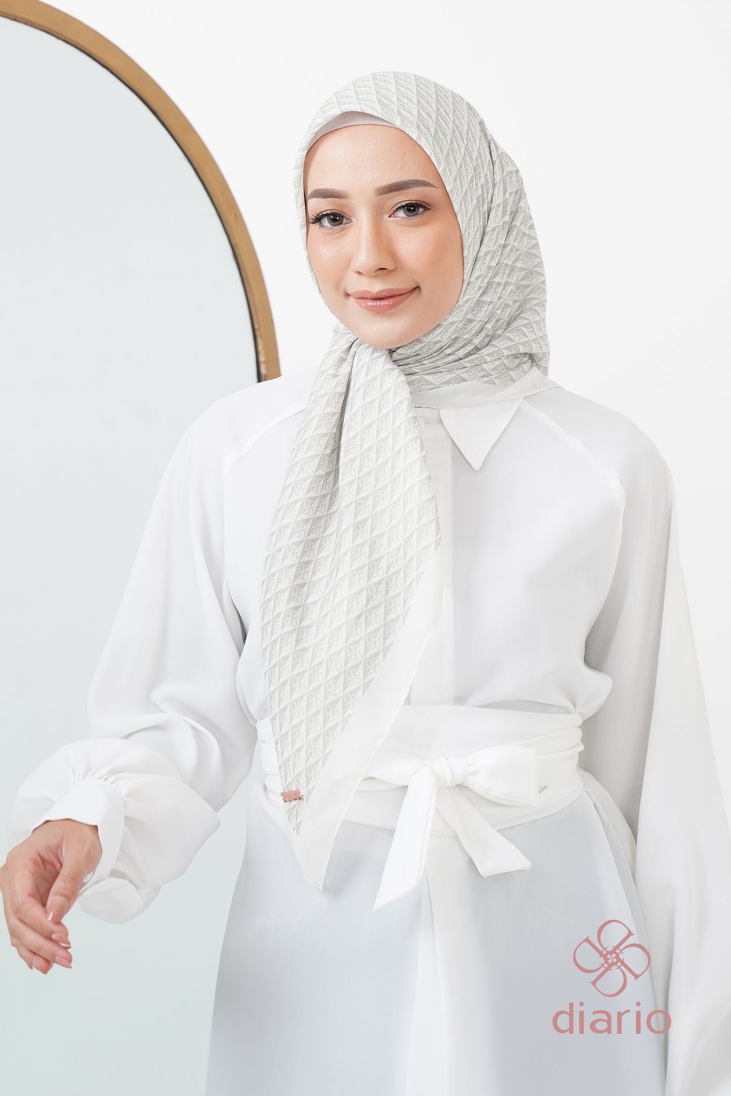 Diario - Ultrafine Elea Scarf Kerudung Segi Empat