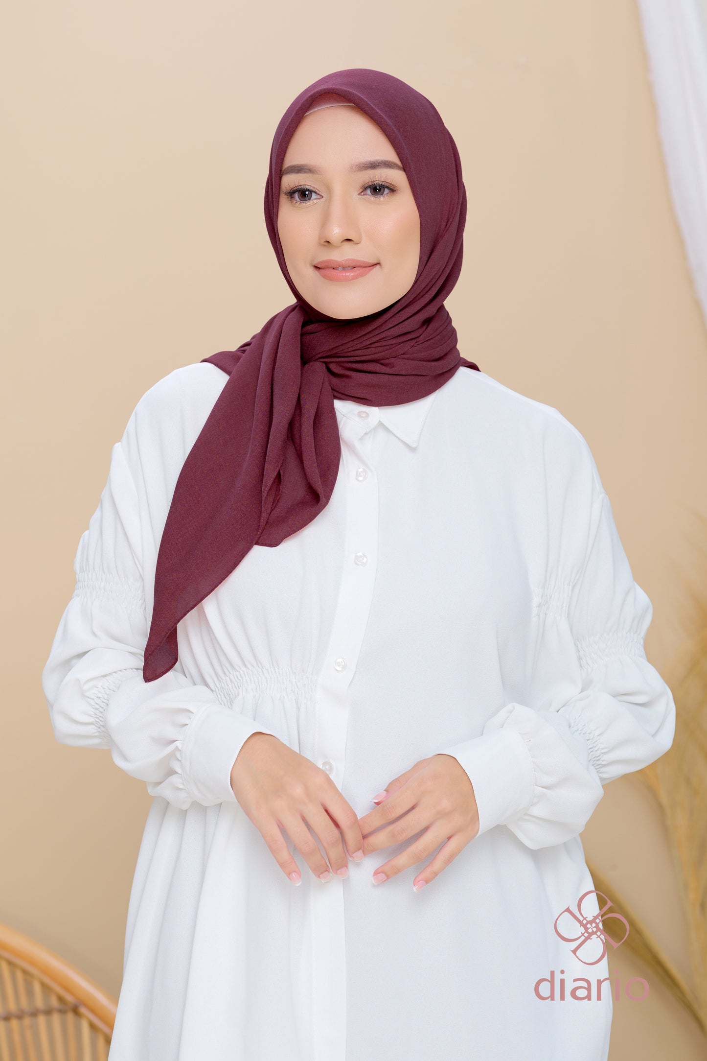 Diario - Kerudung Segi Empat Paris Premium Plain Scarf