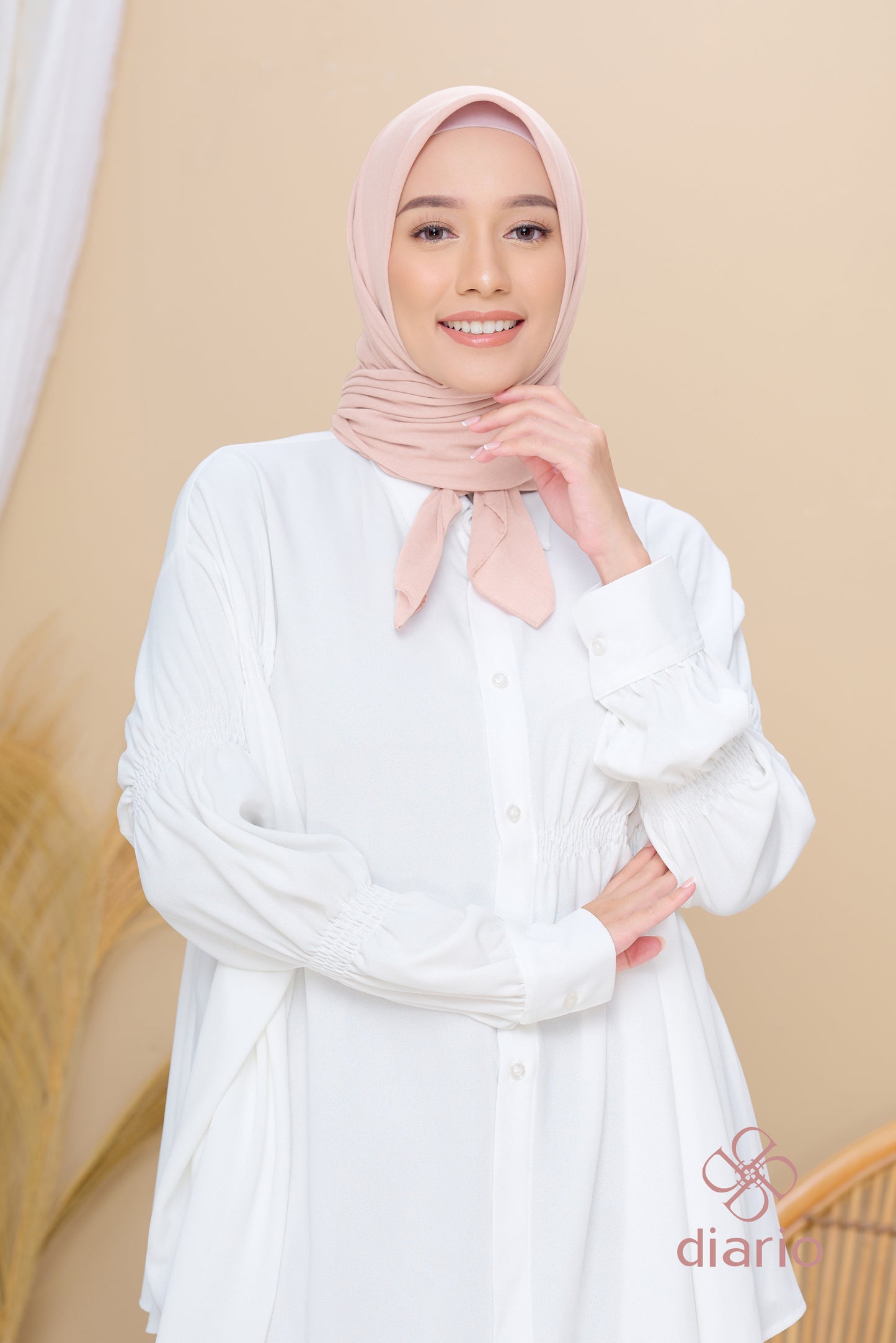 Diario - Kerudung Segi Empat Paris Premium Plain Scarf