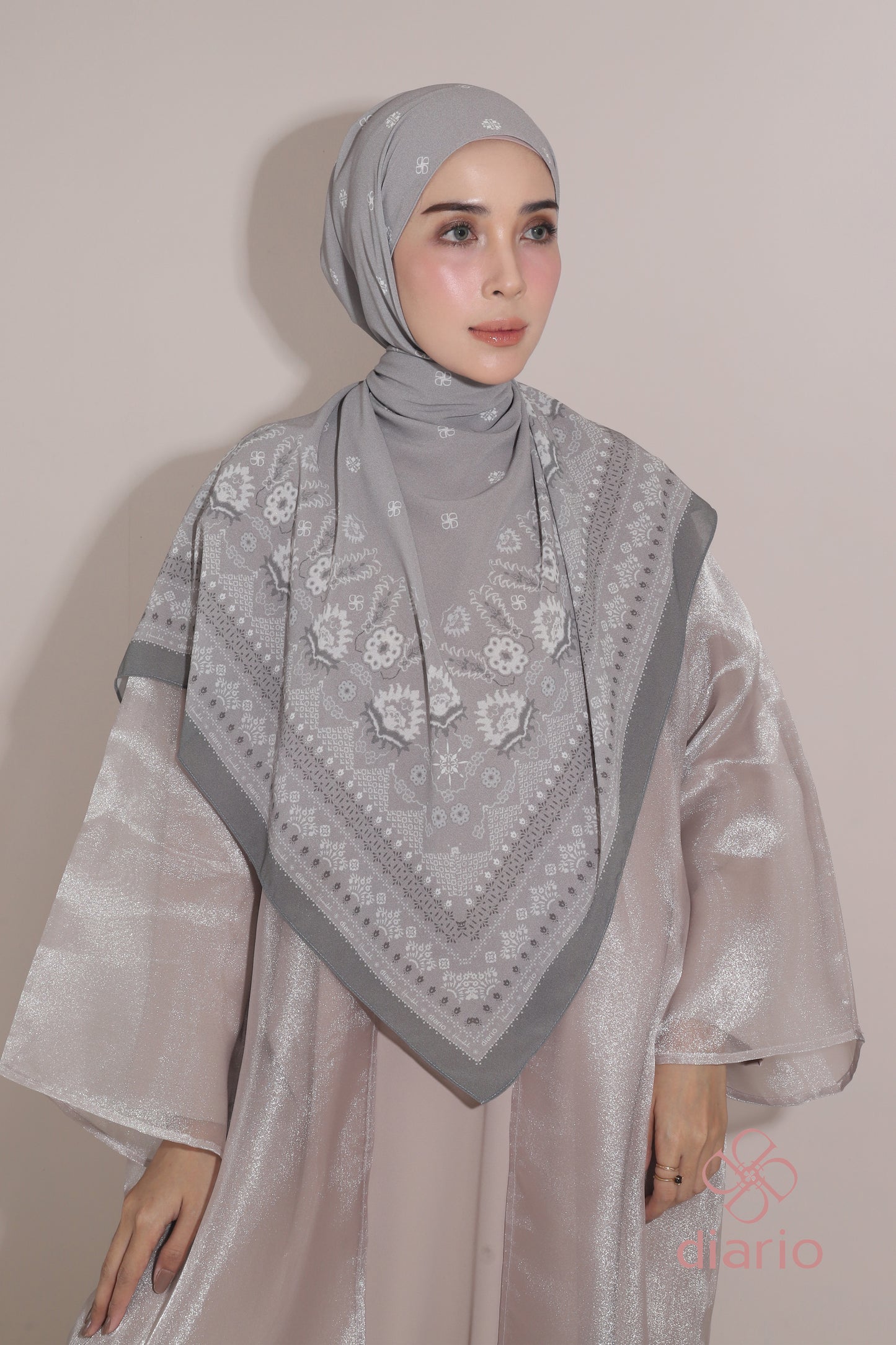 Diario x Hamidah - Pashmina Premium Mouna Series