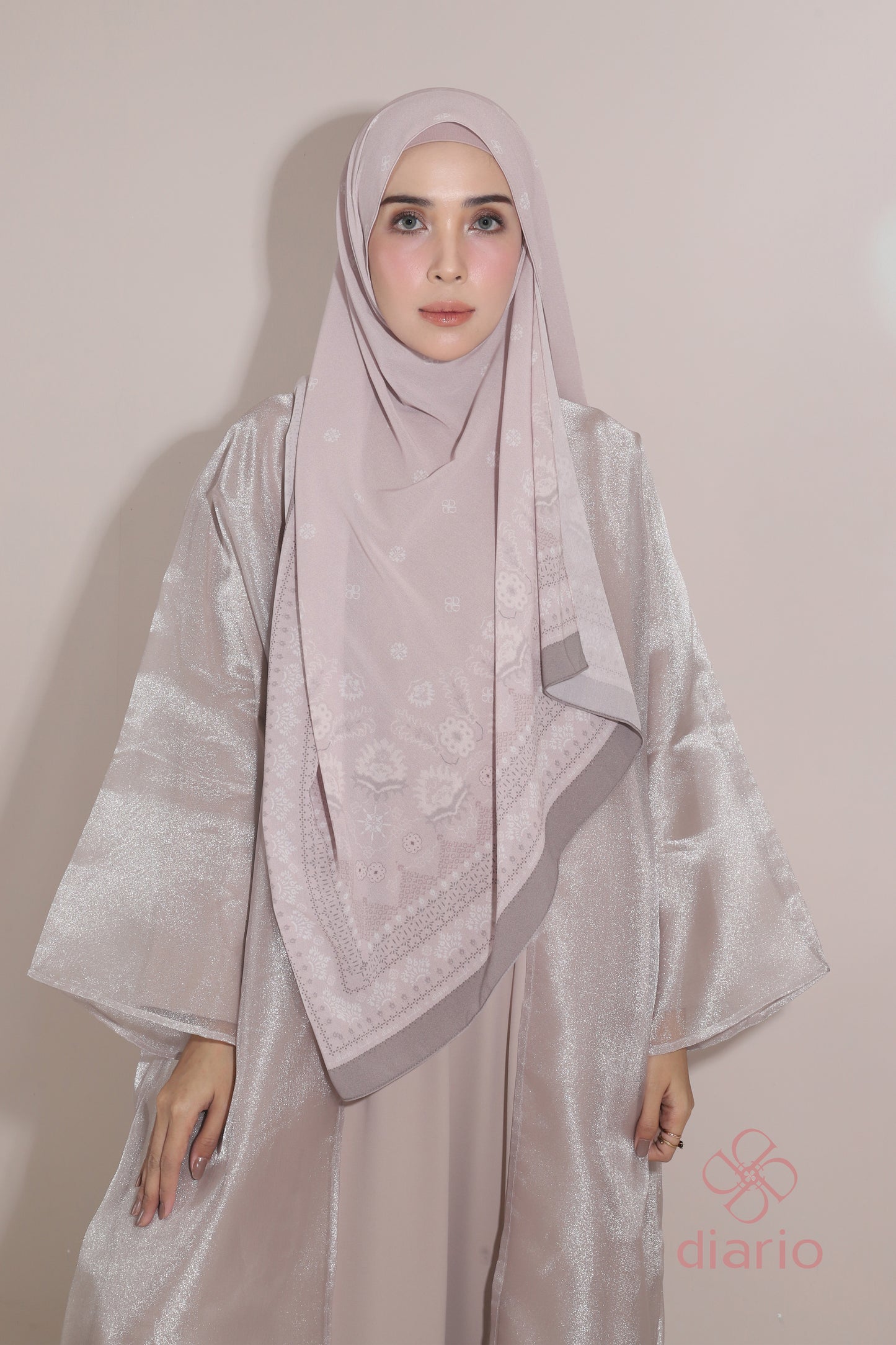 Diario x Hamidah - Pashmina Premium Mouna Series