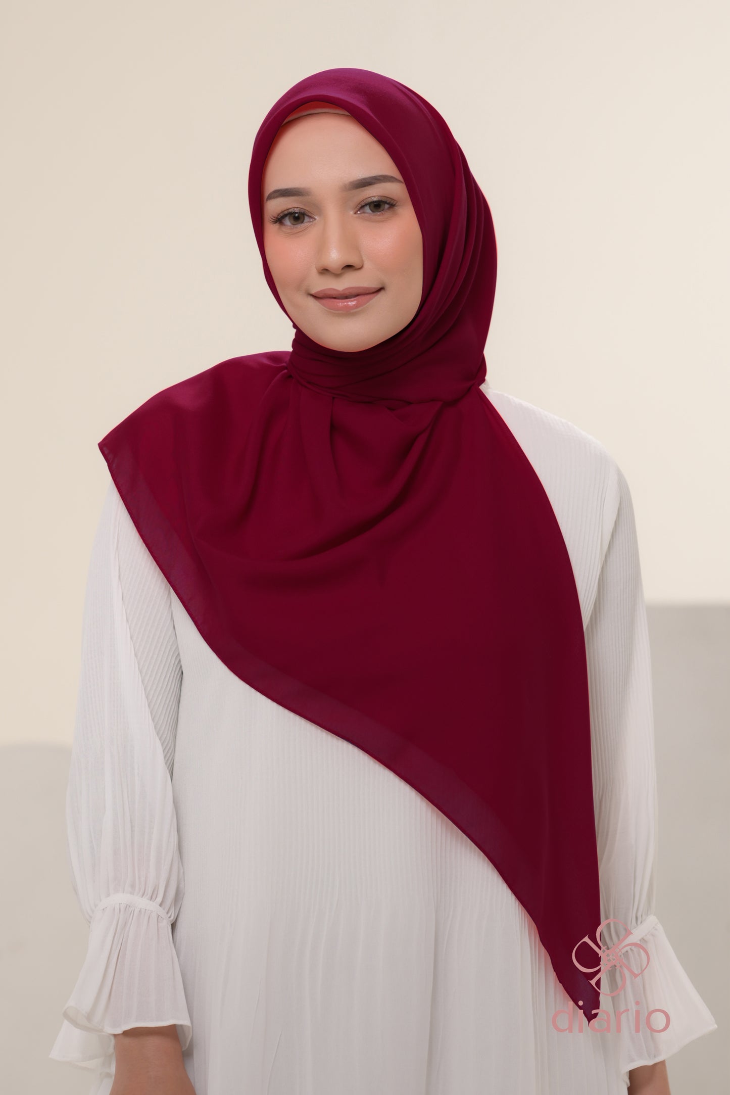 Diario - Kerudung Segi Empat Sahara Plain Scarf