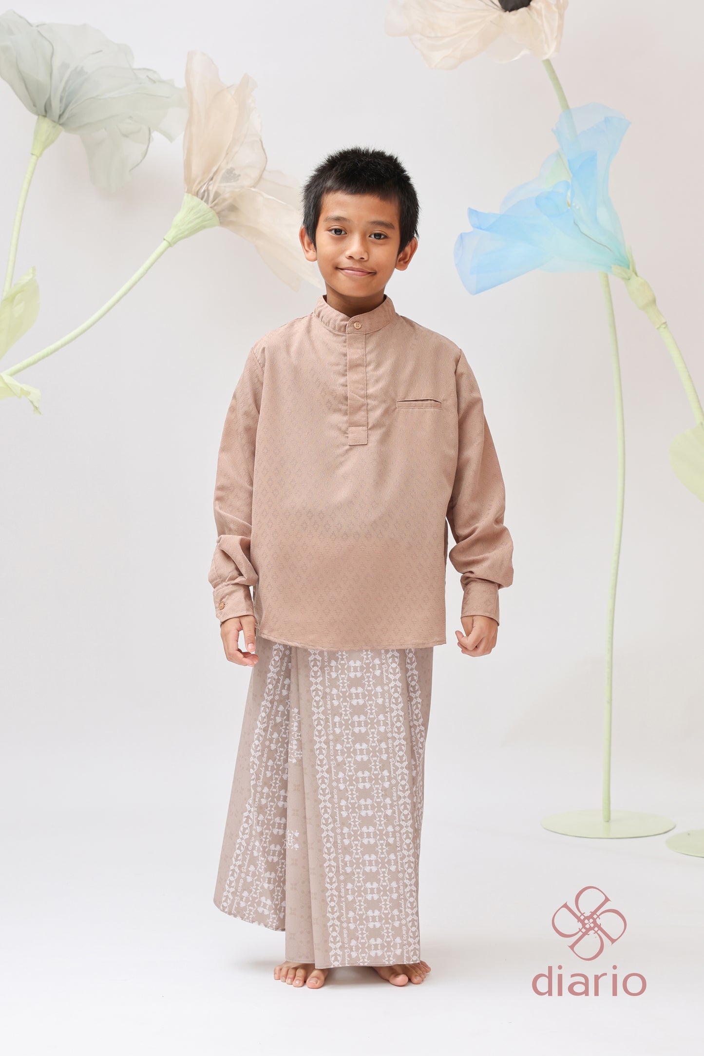 Diario x Dwihanda - Sarung Anak Rekah Series