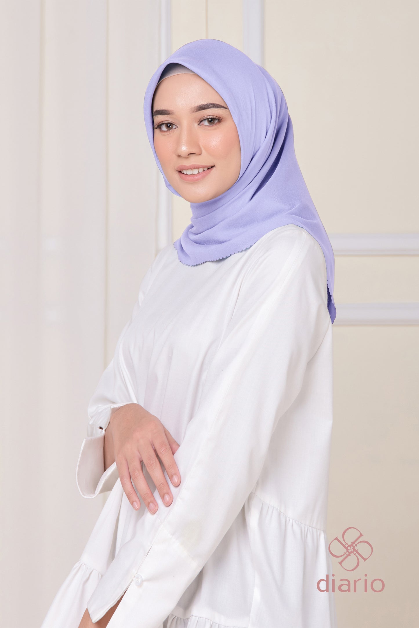 Diario - Kerudung Segi Empat Ultimate LC Plain Scarf