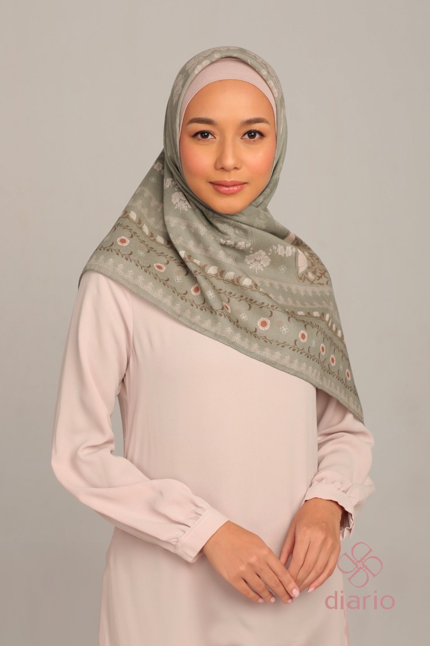 Diario x Nagita Slavina - Hijab Wanita Vienna Series Scarf Voal