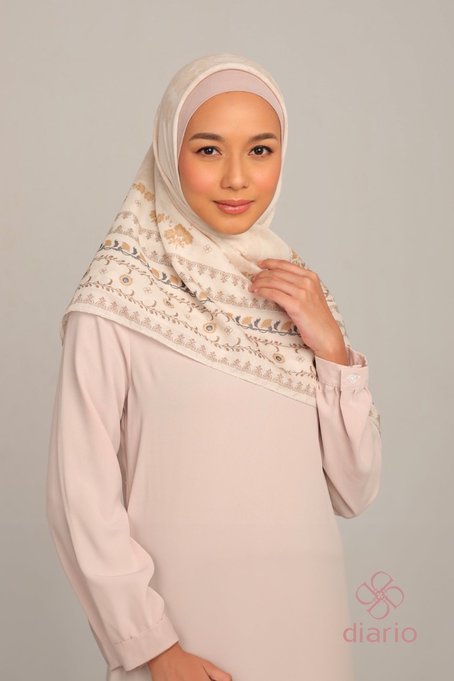 Diario x Nagita Slavina - Hijab Wanita Vienna Series Scarf Voal