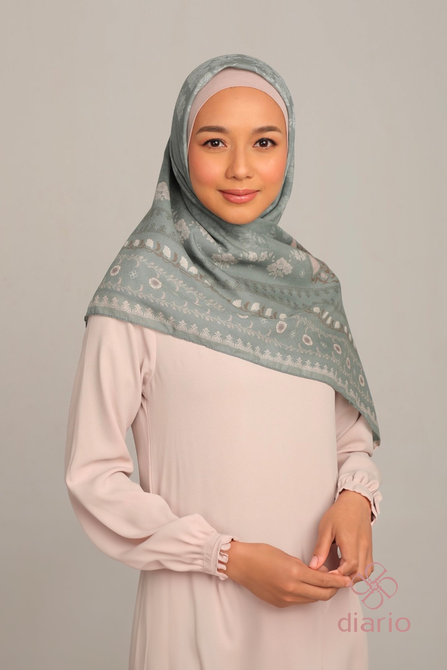 Diario x Nagita Slavina - Hijab Wanita Vienna Series Scarf Voal