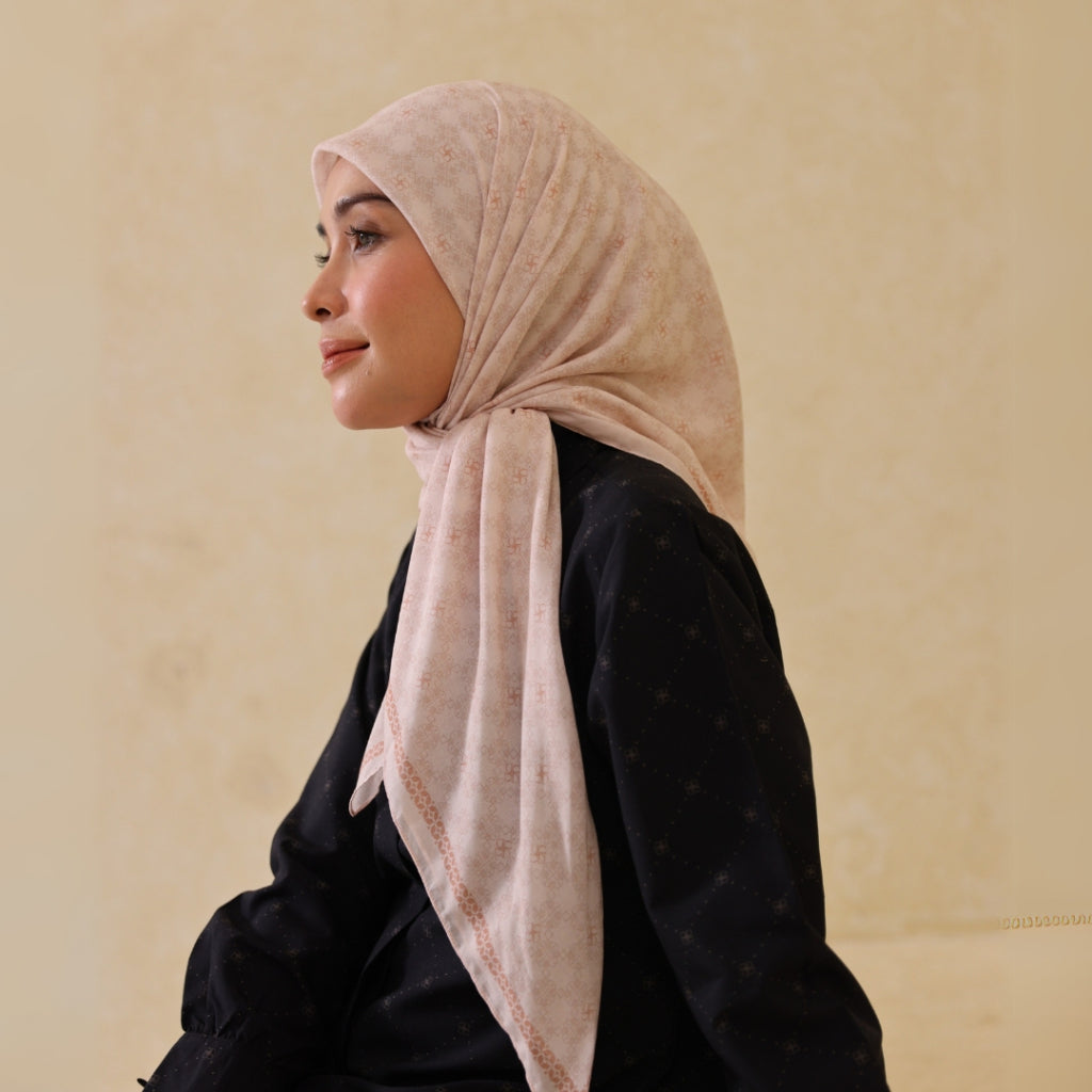 Diario - Ultrafine Najwa Scarf Kerudung Segi Empat