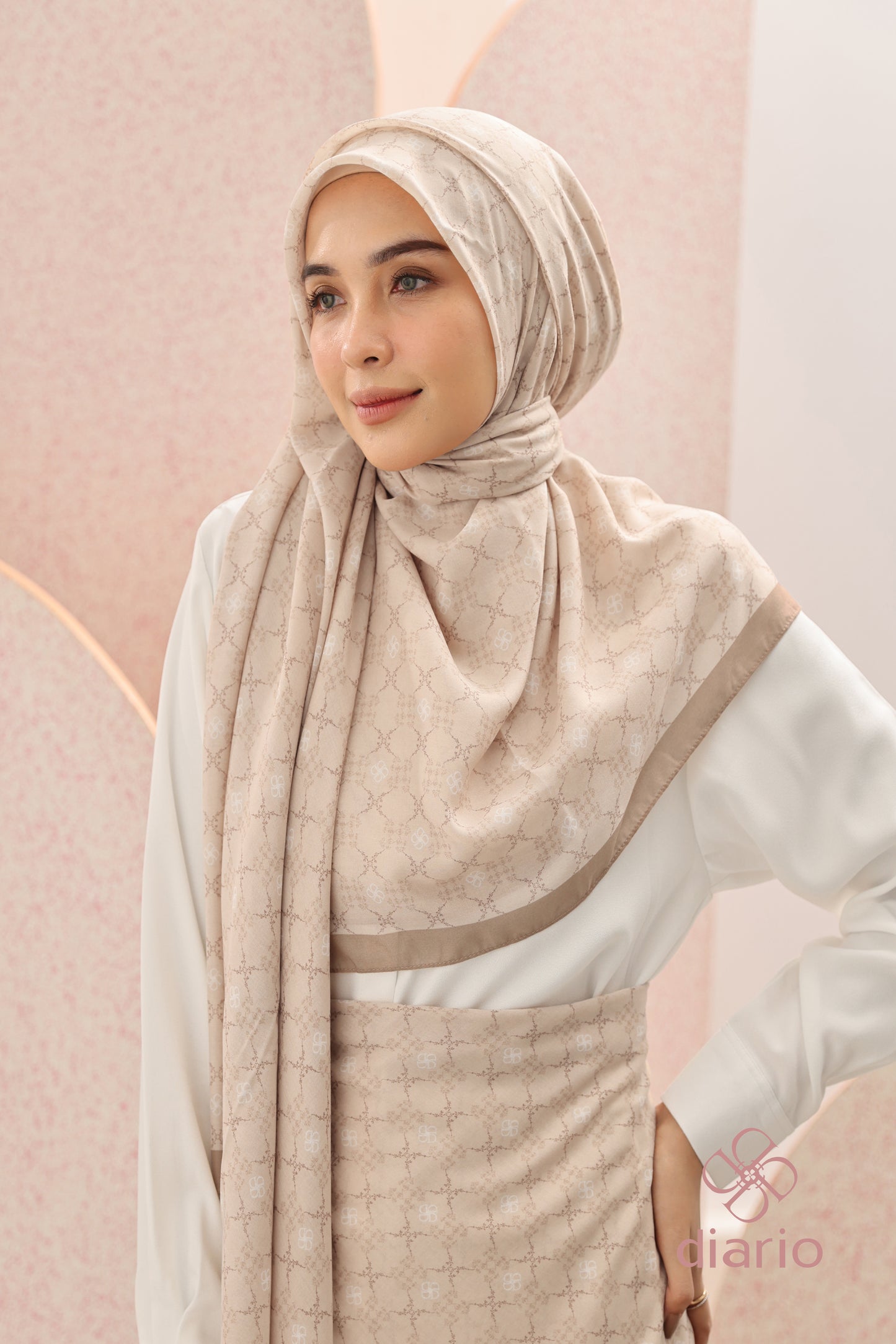 Diario - Ultrafine Athalia Scarf Kerudung Segi Empat