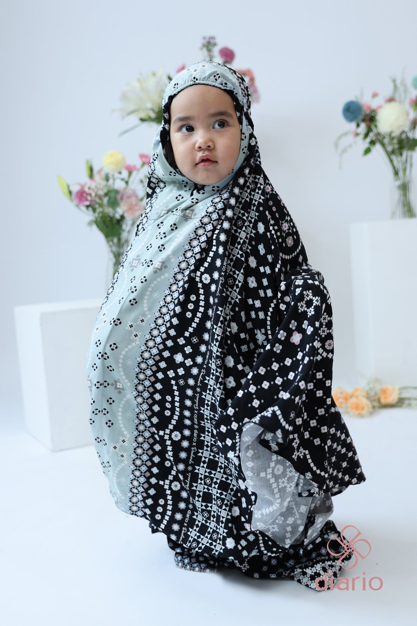 Diario x Dwihanda - Mukena Sejiwa Kids Free Sejadah Travel