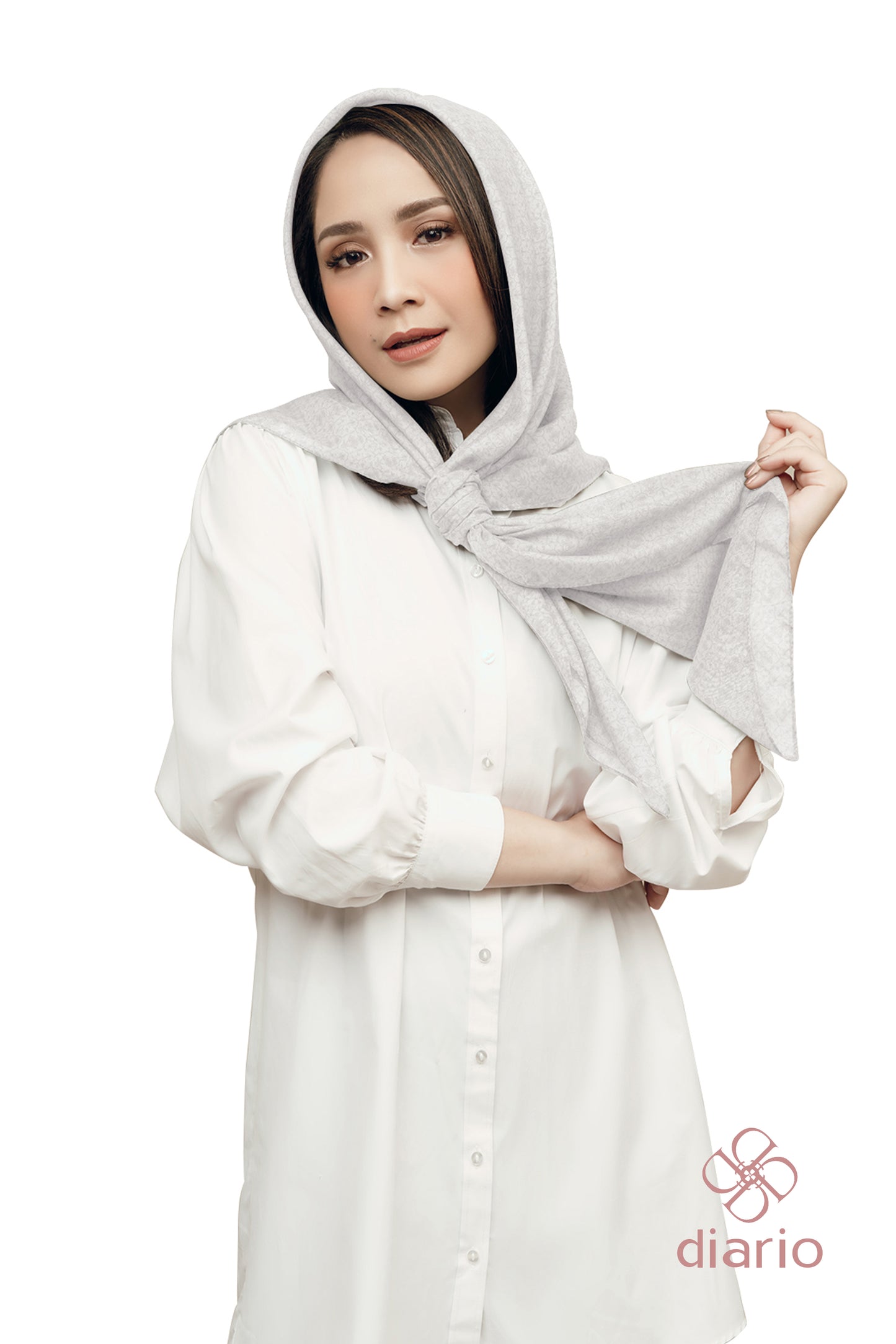 Diario x Nagita Slavina - Ultrafine Plain Scarf Kerudung Segi Empat