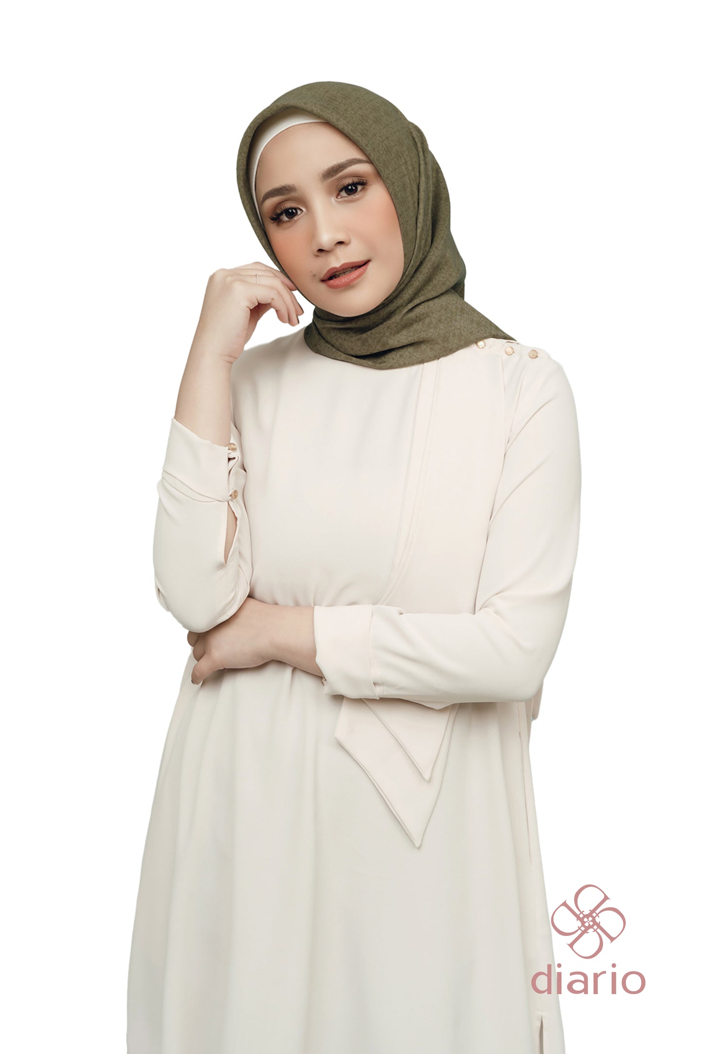 Diario x Nagita Slavina - Ultrafine Plain Scarf Kerudung Segi Empat