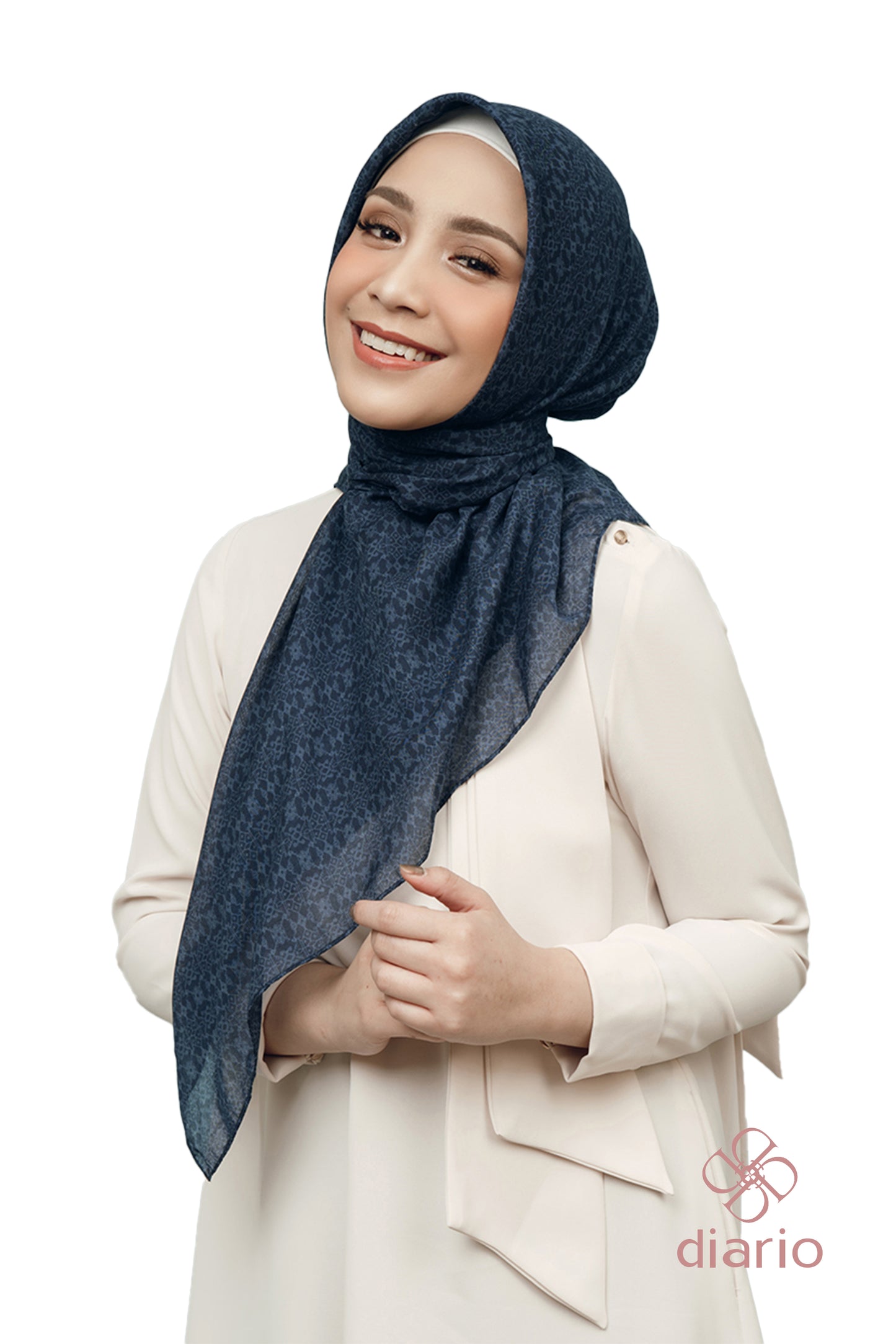 Diario x Nagita Slavina - Ultrafine Winter Plain Scarf Kerudung Segi Empat