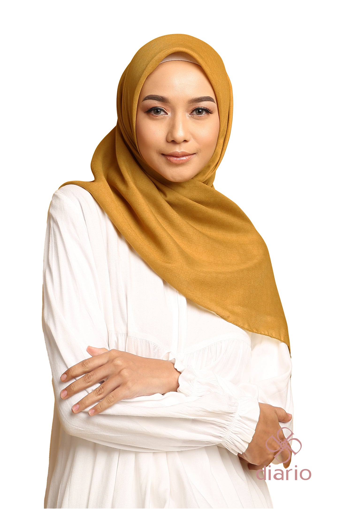 Diario x Nagita Slavina - Ultrafine Travel Series Plain Scarf Kerudung Segi Empat