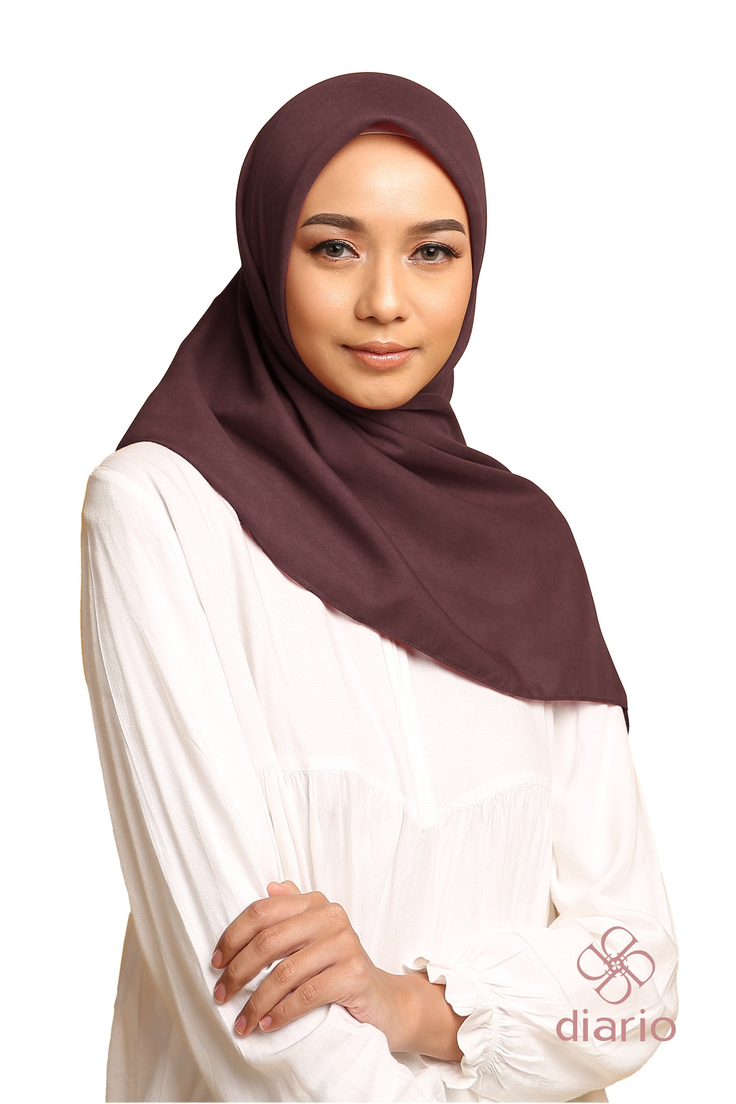 Diario x Nagita Slavina - Ultrafine Travel Series Plain Scarf Kerudung Segi Empat