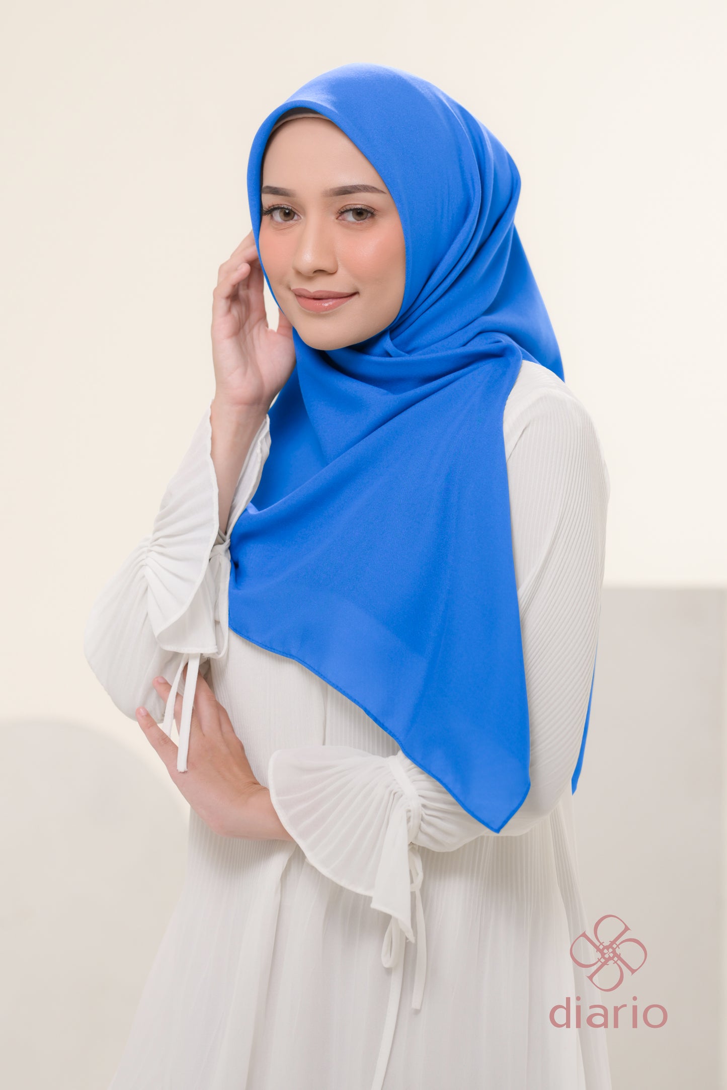 Diario - Kerudung Segi Empat Ultrafine Plain Scarf Voal Blue Series