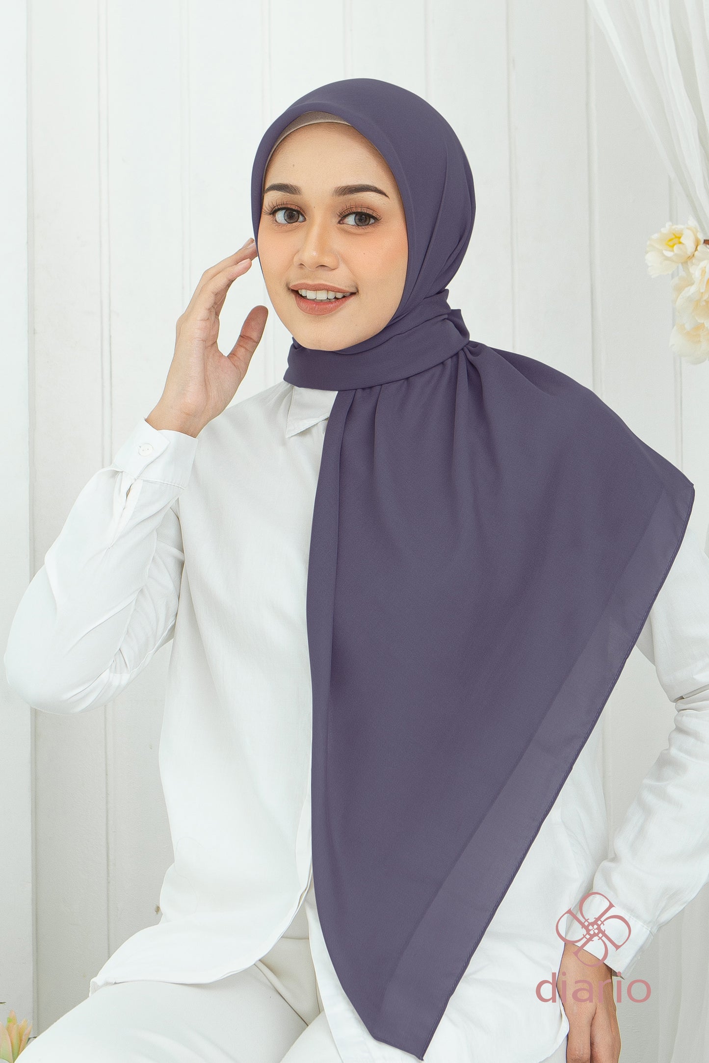 Diario - Kerudung Segi Empat Ultrafine Plain Scarf Purple Series