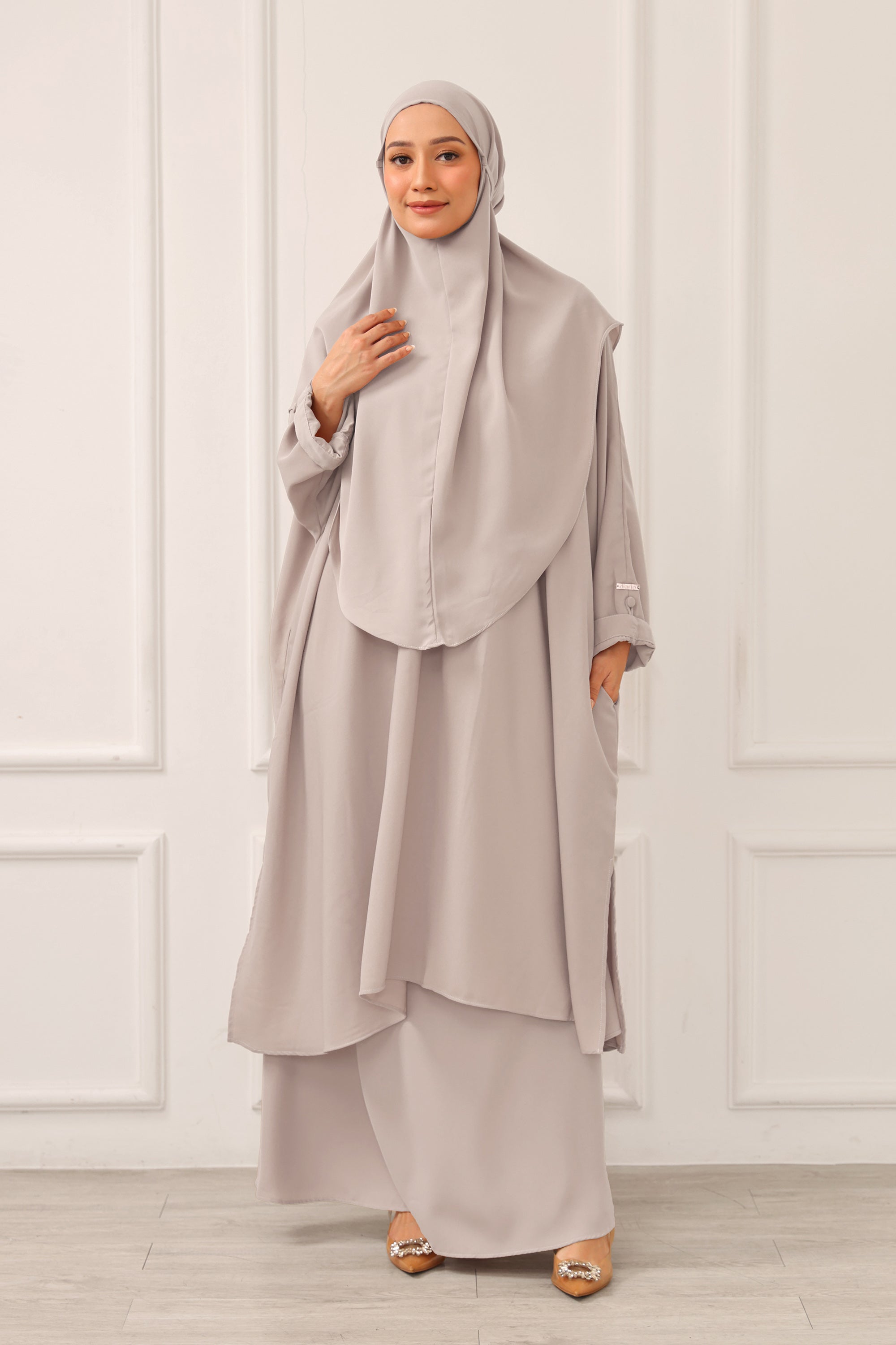 Giani Abaya Tunik Set Khimar Haji dan Umrah