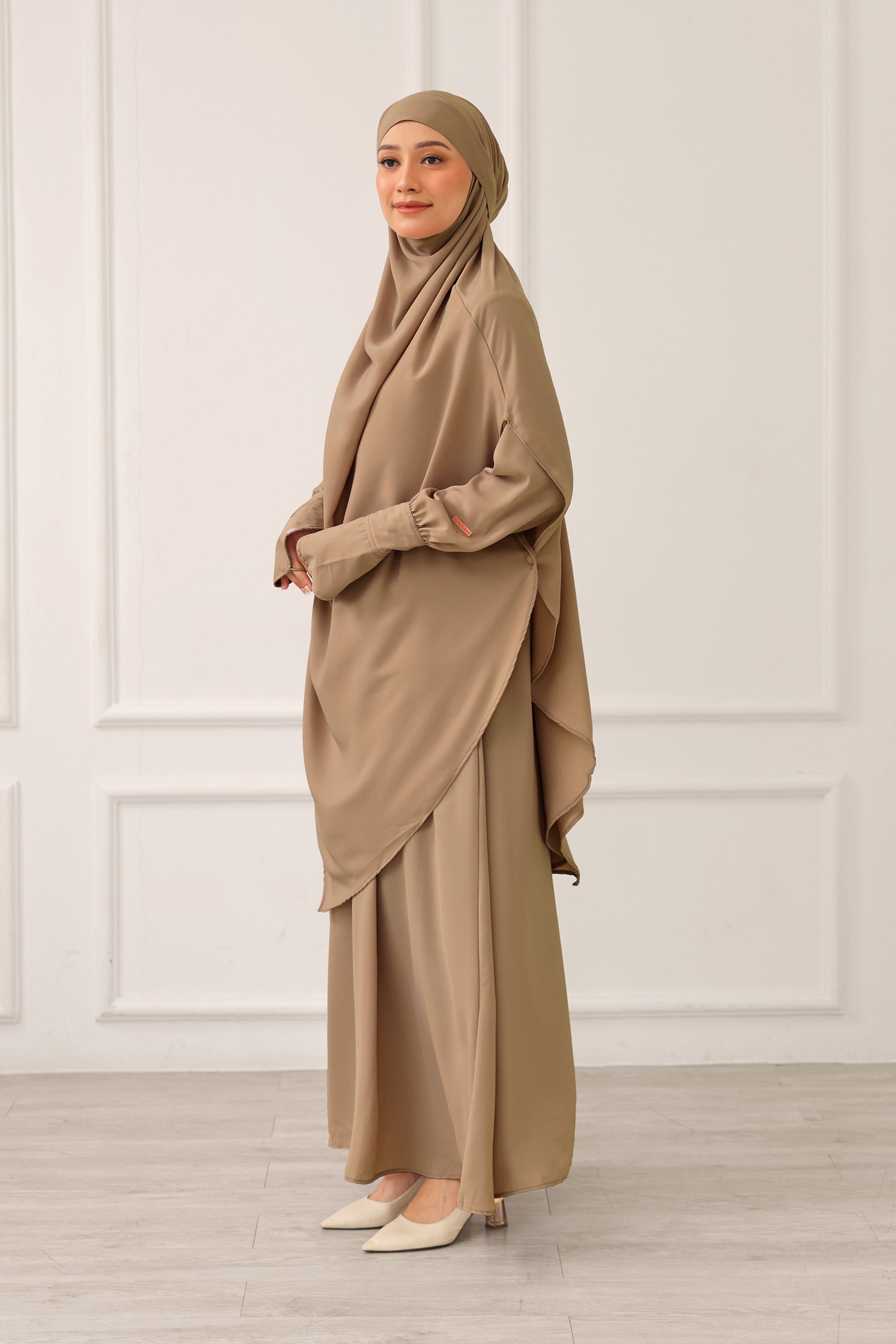 Yerra Abaya Set Khimar Haji dan Umrah