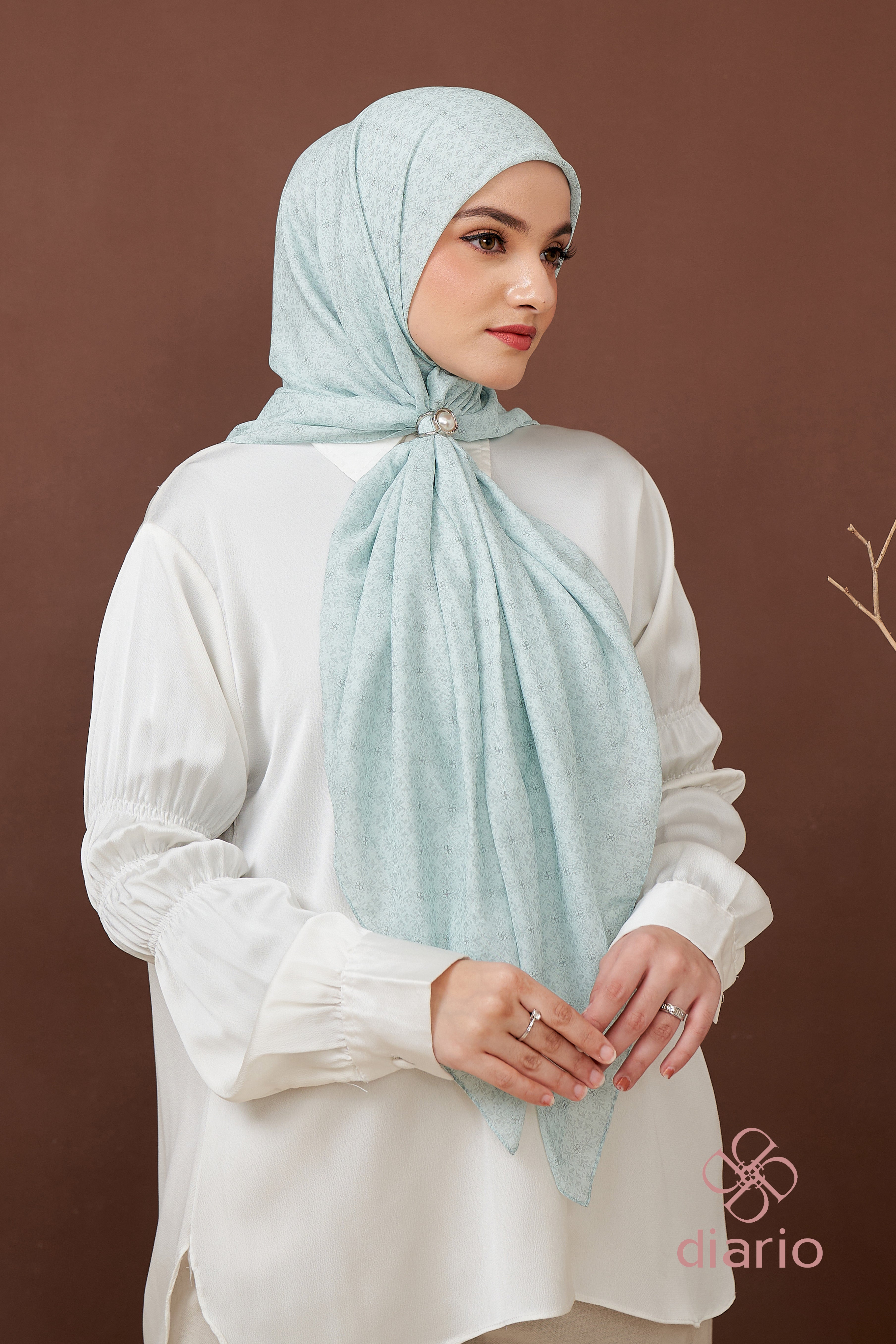 Diario - Ultrafine Aliya Scarf Kerudung Segi Empat