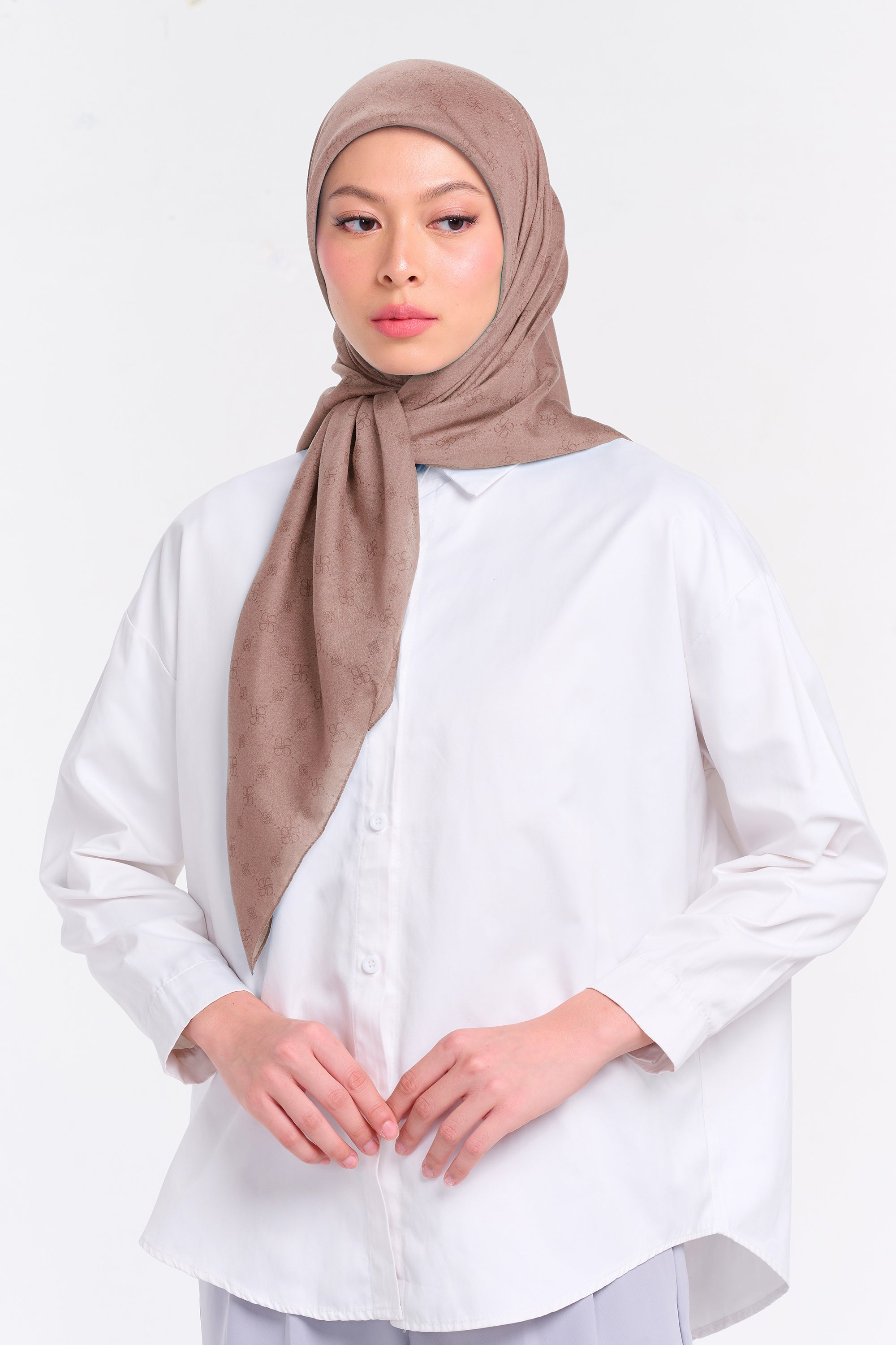 Ultrafine Amara Scarf Kerudung Segi Empat