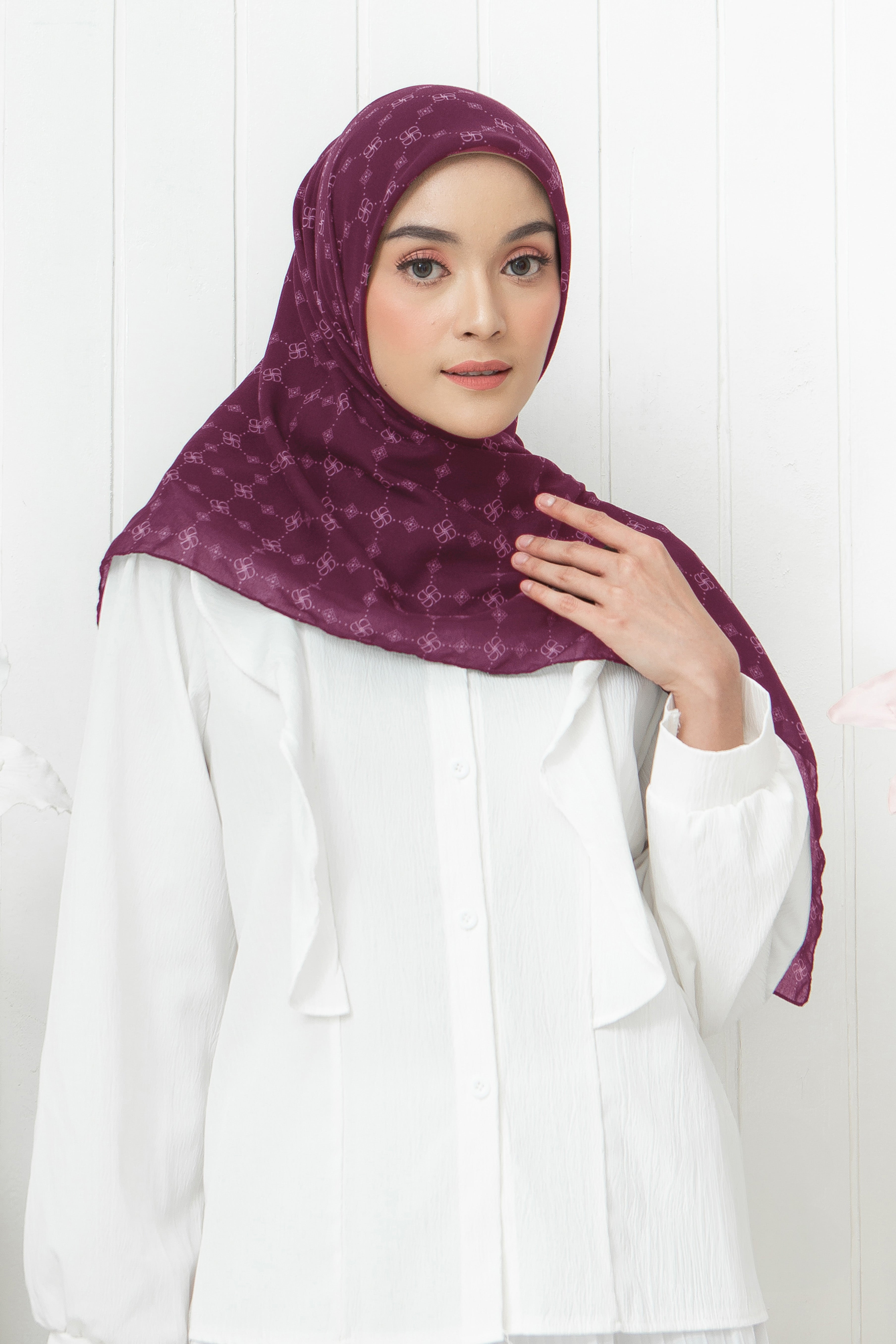 Ultrafine Amara Scarf Kerudung Segi Empat