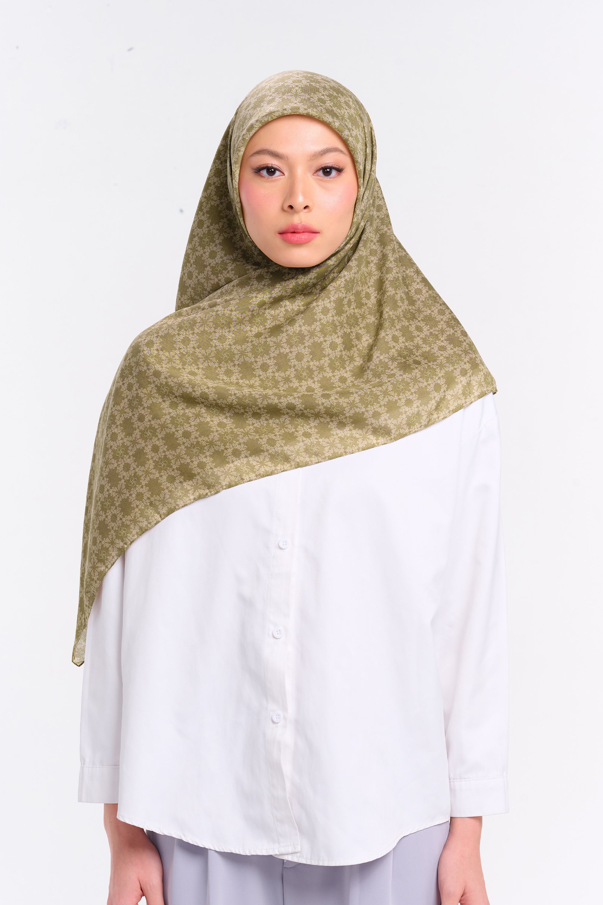 Ultrafine Callista Scarf Kerudung Segi Empat