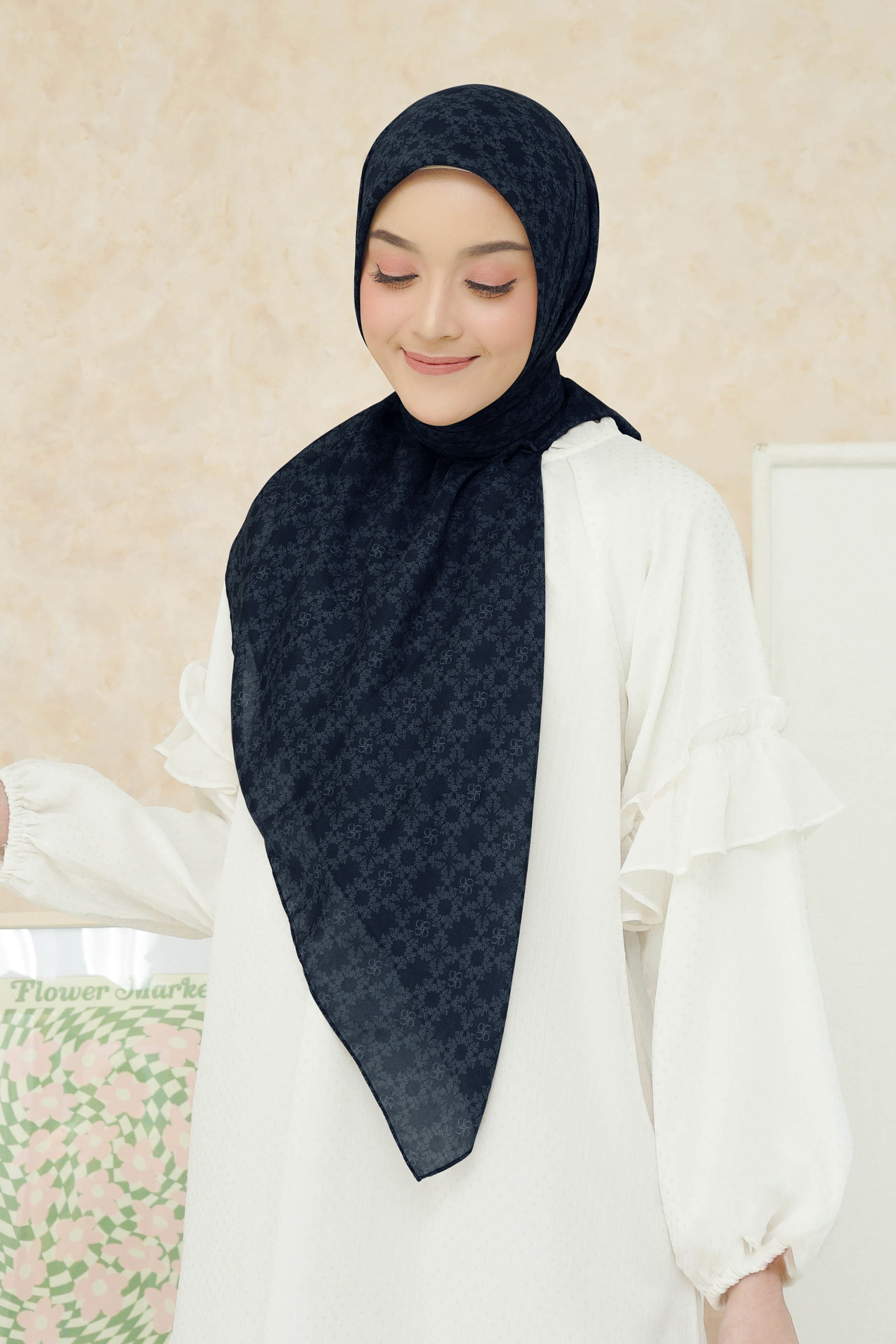Ultrafine Callista Scarf Kerudung Segi Empat