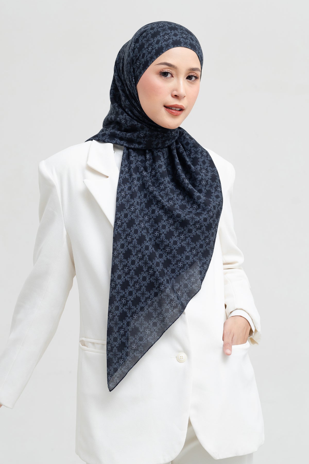 Ultrafine Callista Hijab Khimar Bandana Khiban Premium