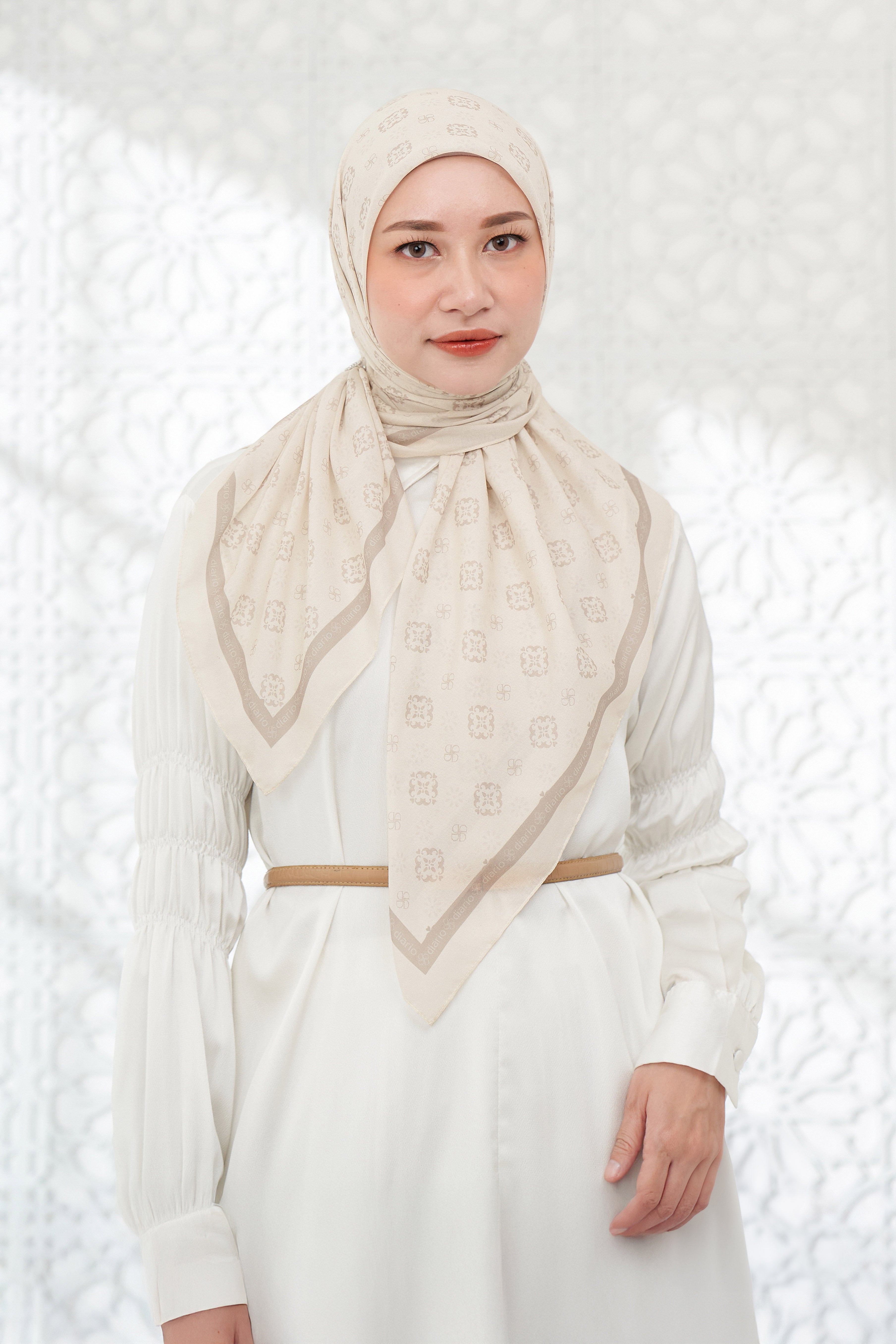 Ultrafine Camillia Scarf Kerudung Segi Empat