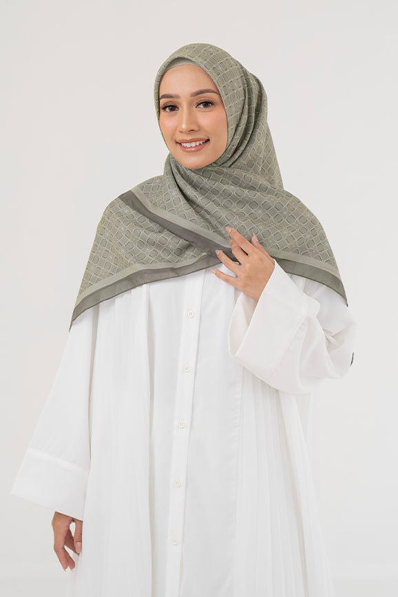 Diario - Ultrafine Cellia Scarf Kerudung Segi Empat