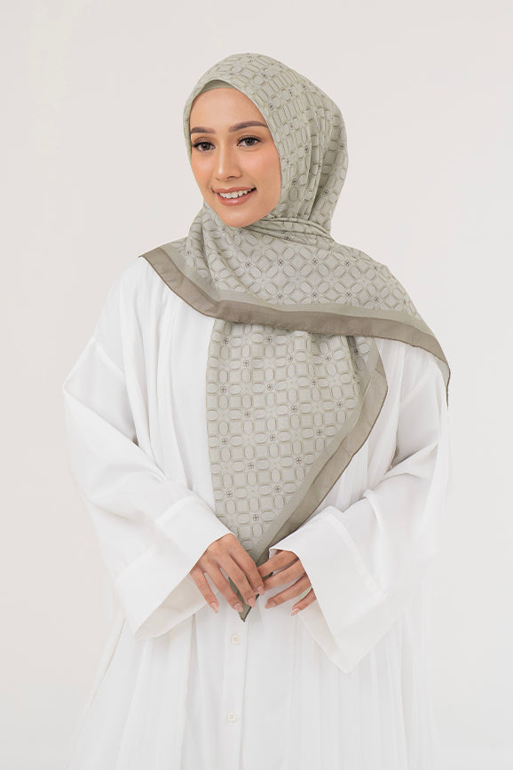 Diario - Ultrafine Cellia Scarf Kerudung Segi Empat