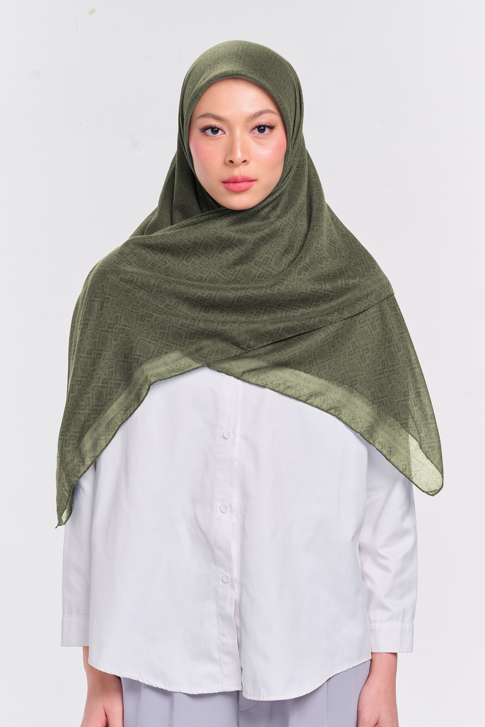 Ultrafine Clara Scarf Kerudung Segi Empat
