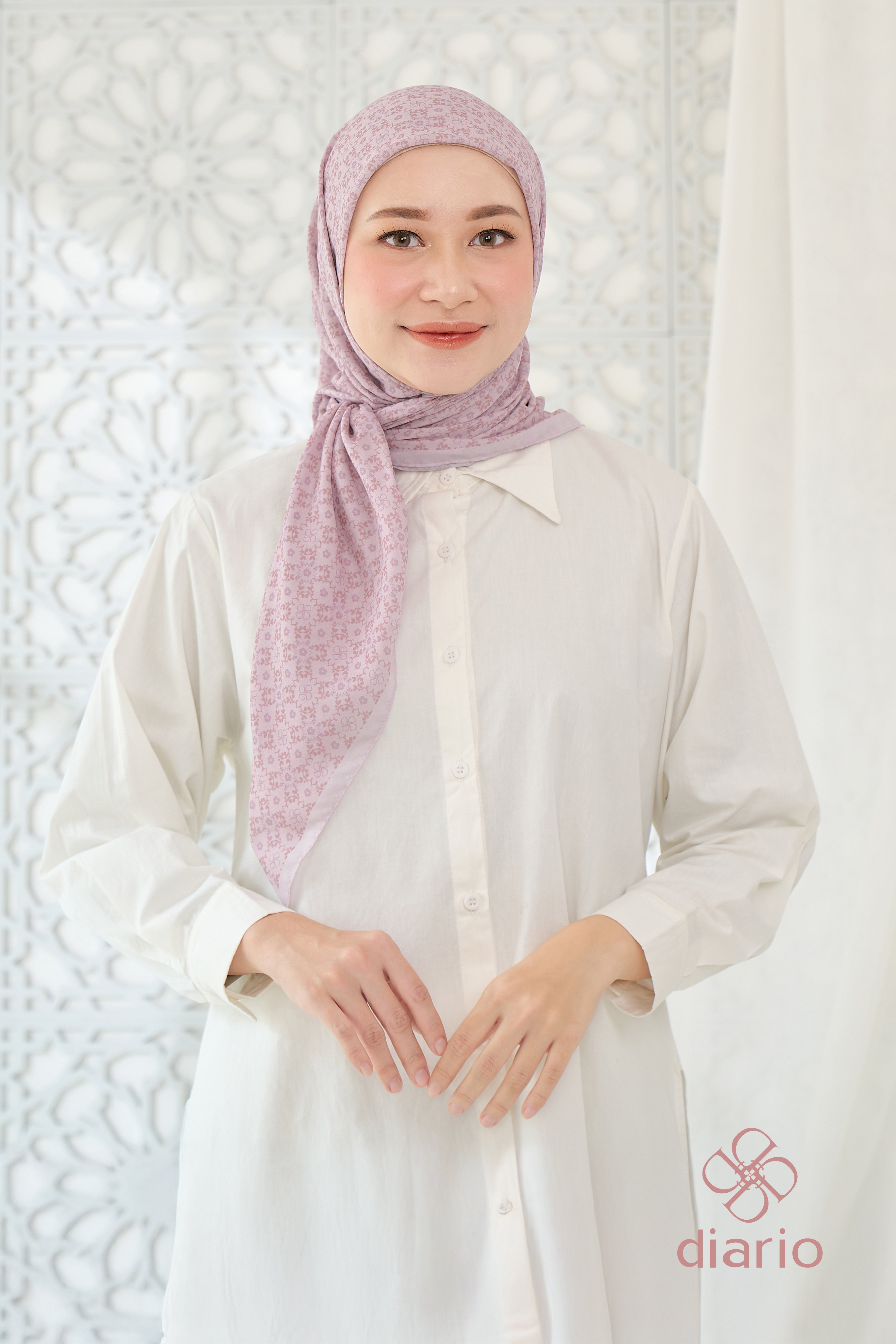 Diario - Ultrafine Cynthia Scarf Kerudung Segi Empat