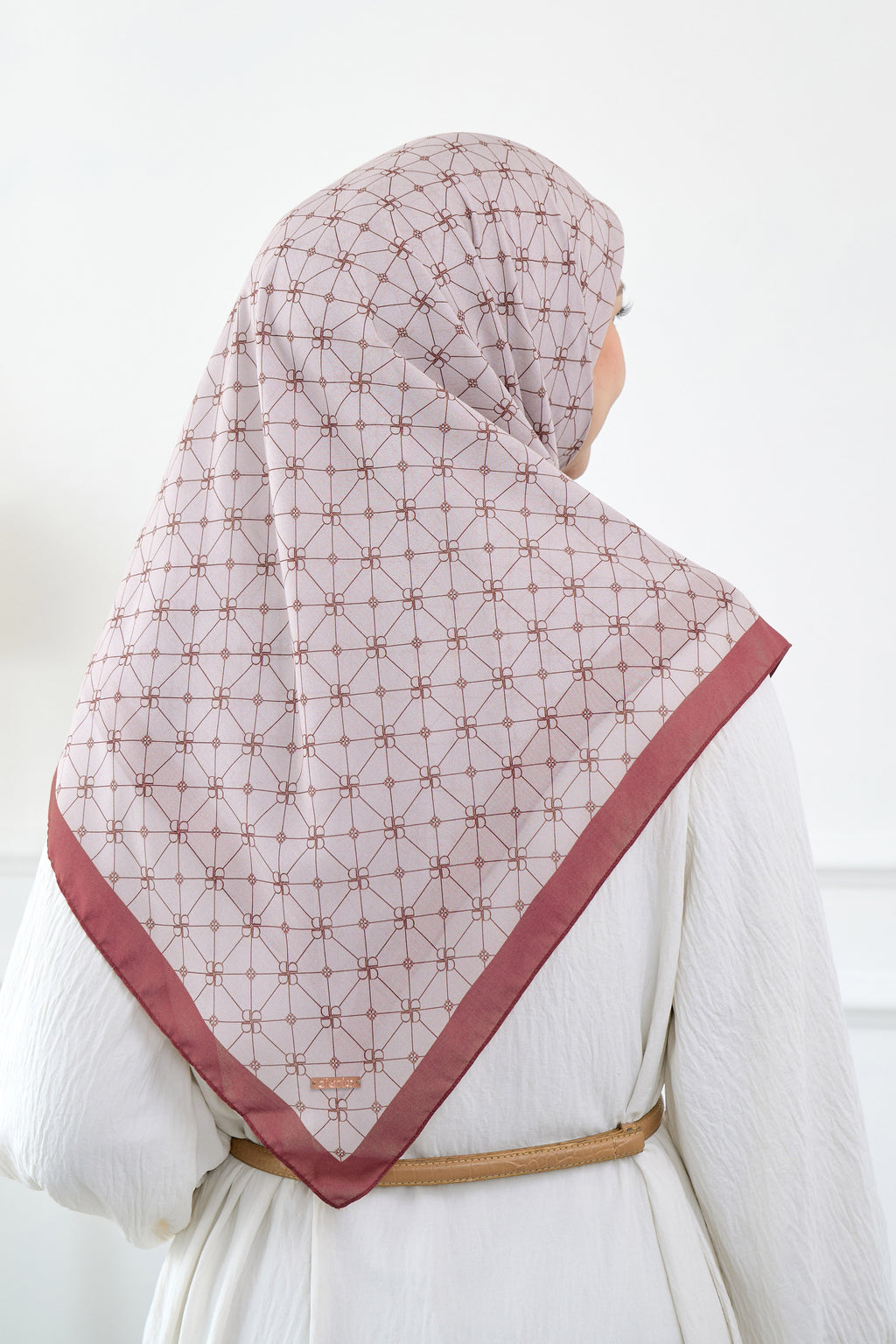 Ultrafine Elmira Scarf Kerudung Segi Empat