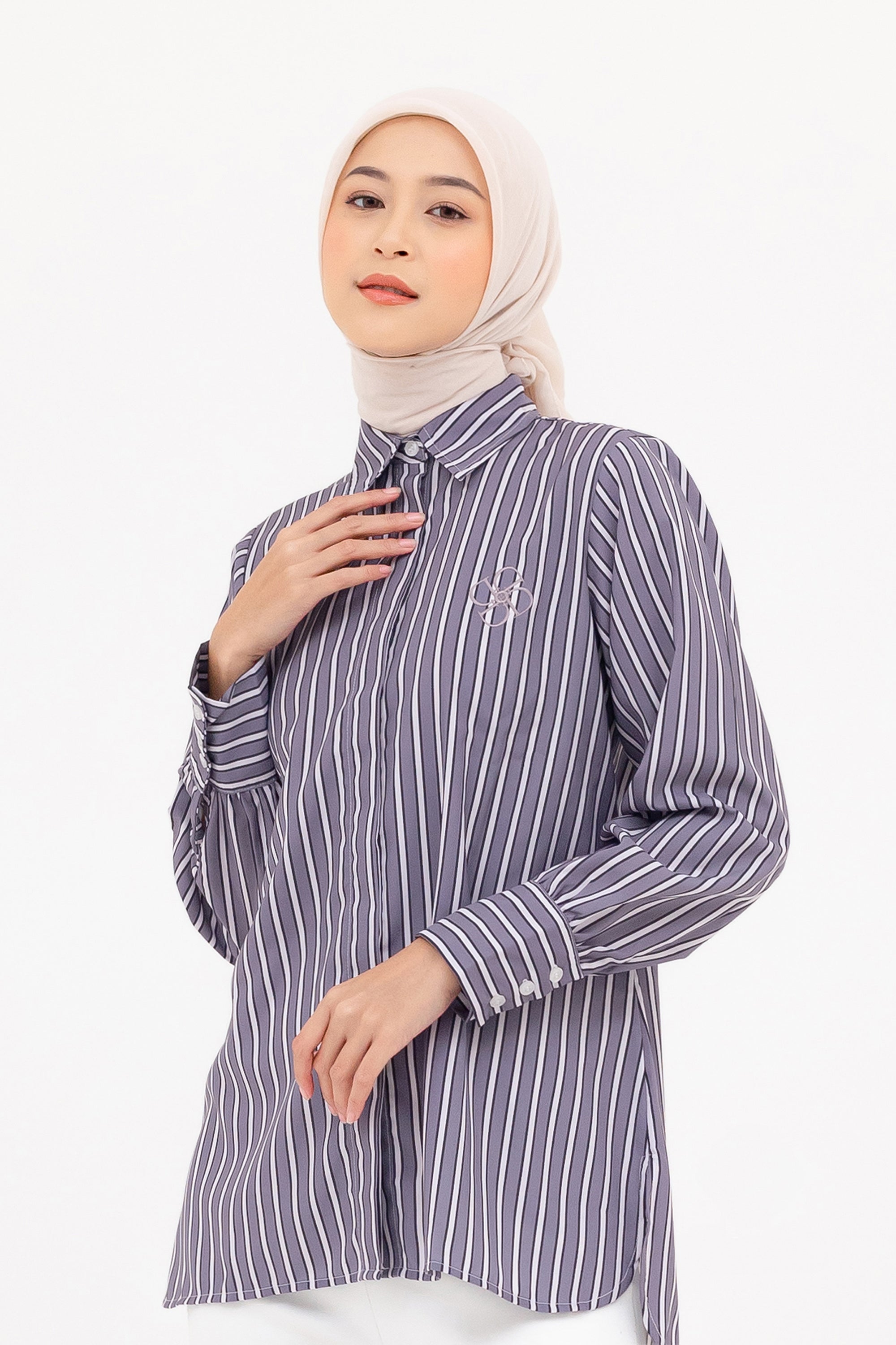 Kemeja Wanita Eveline Series