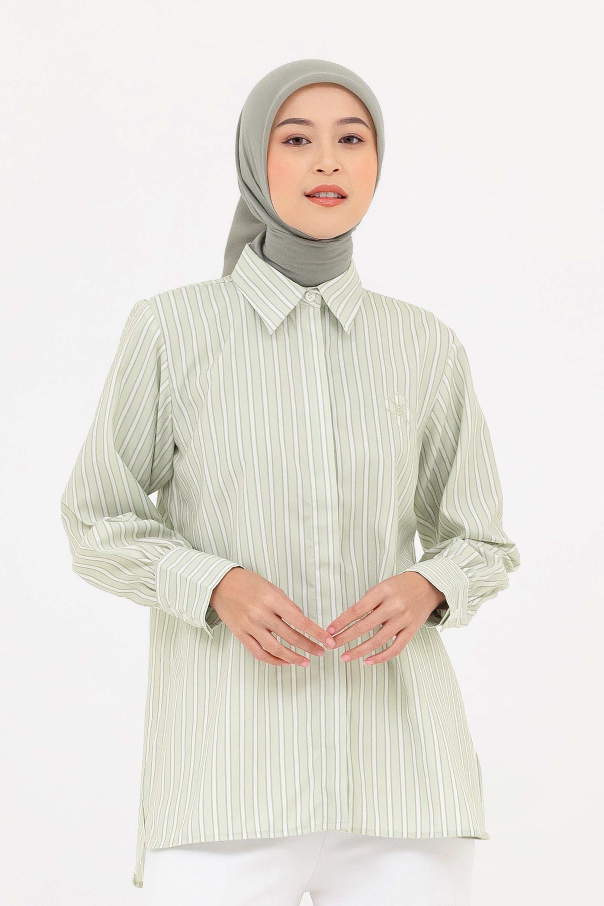 Kemeja Wanita Eveline Series