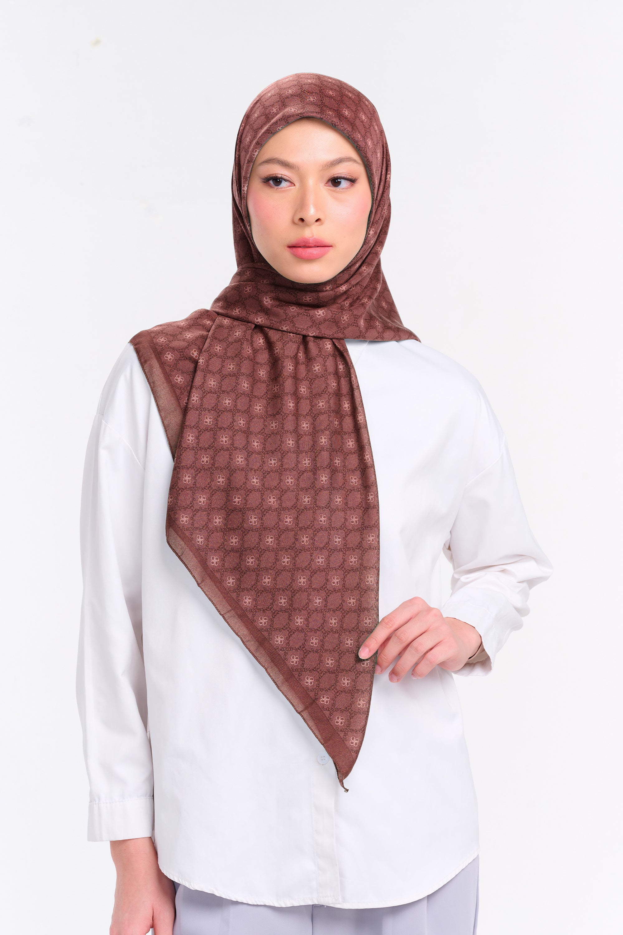 Ultrafine Ferisha Scarf Kerudung Segi Empat