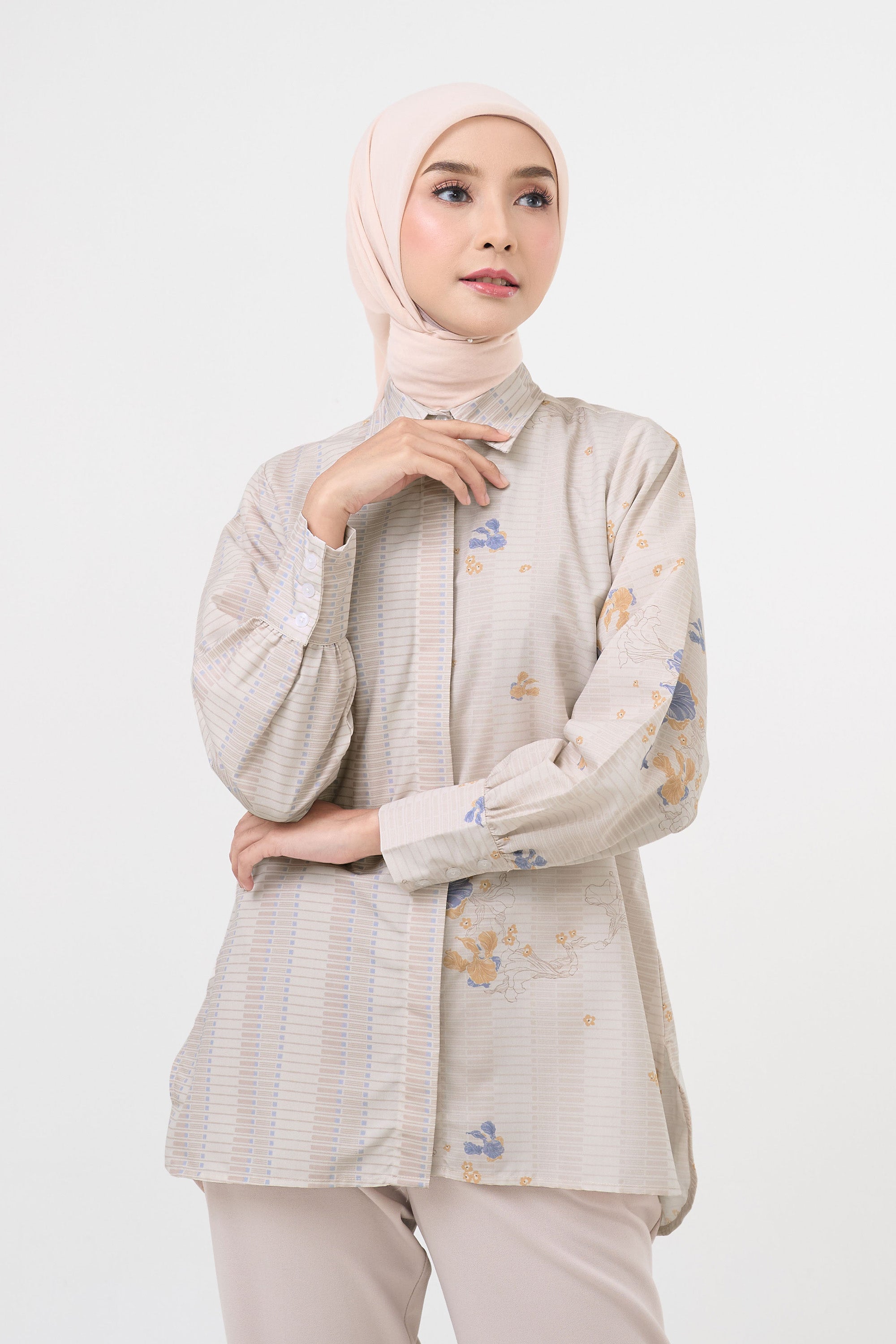 Kemeja Wanita Fiona Series