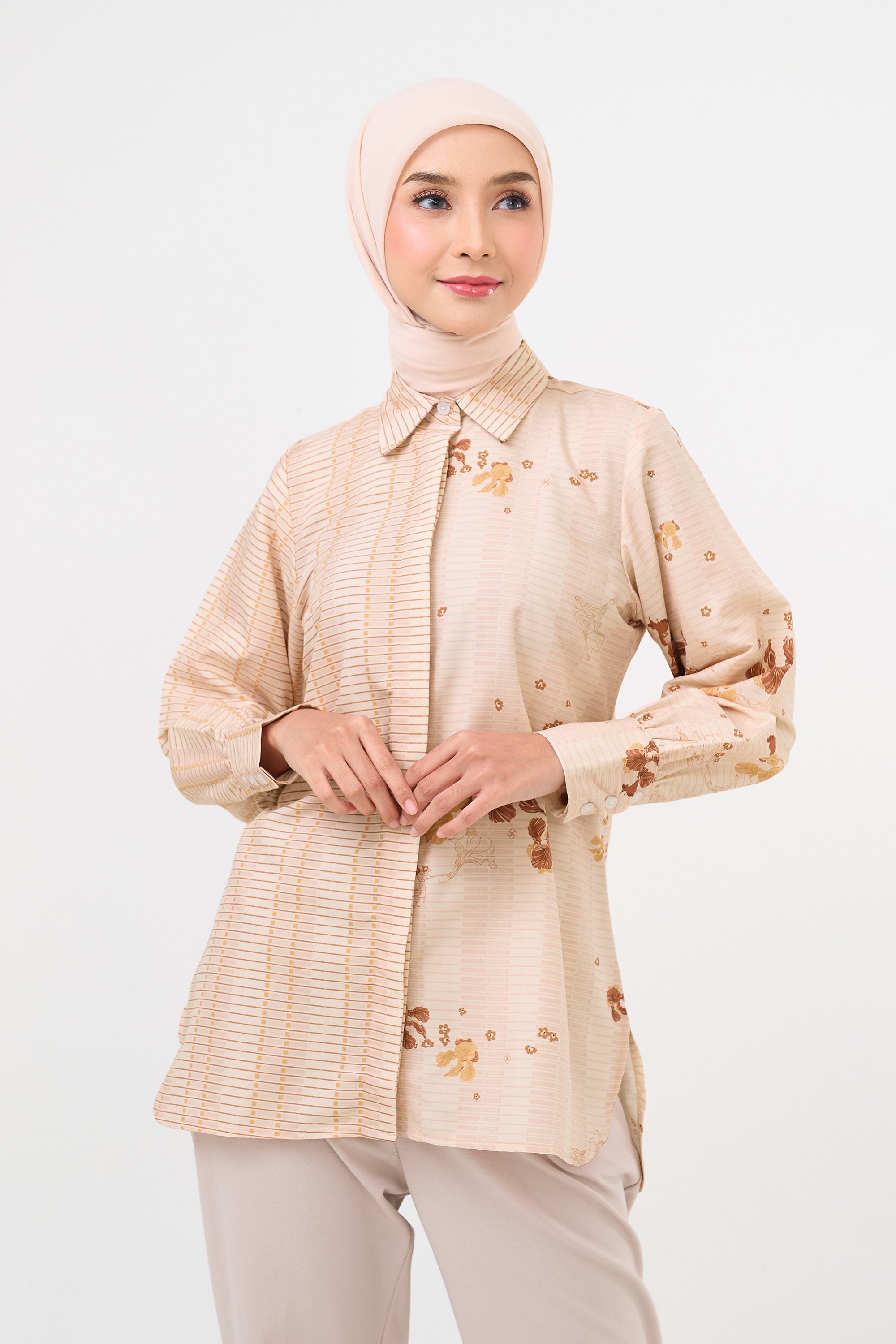 Kemeja Wanita Fiona Series