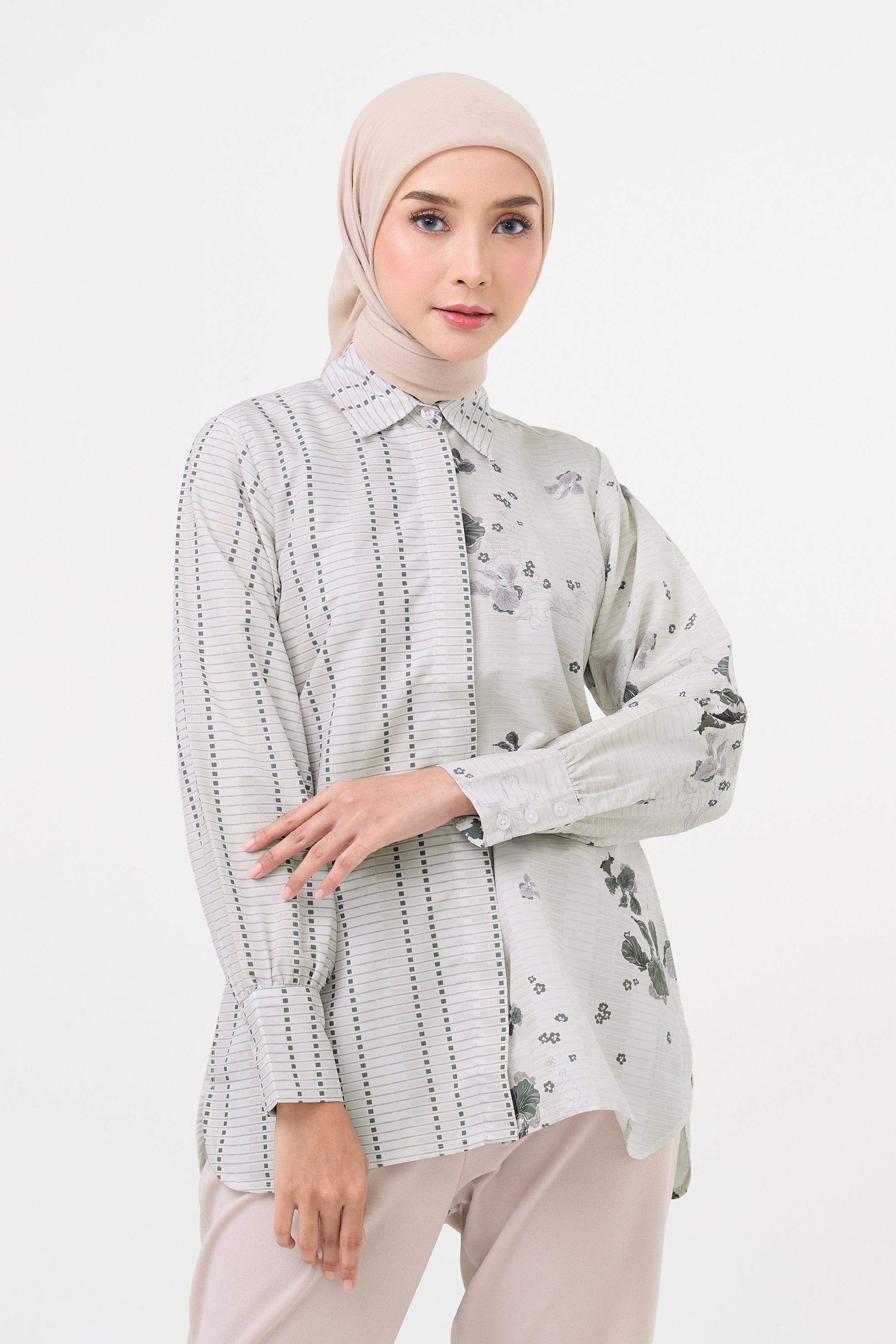 Kemeja Wanita Fiona Series