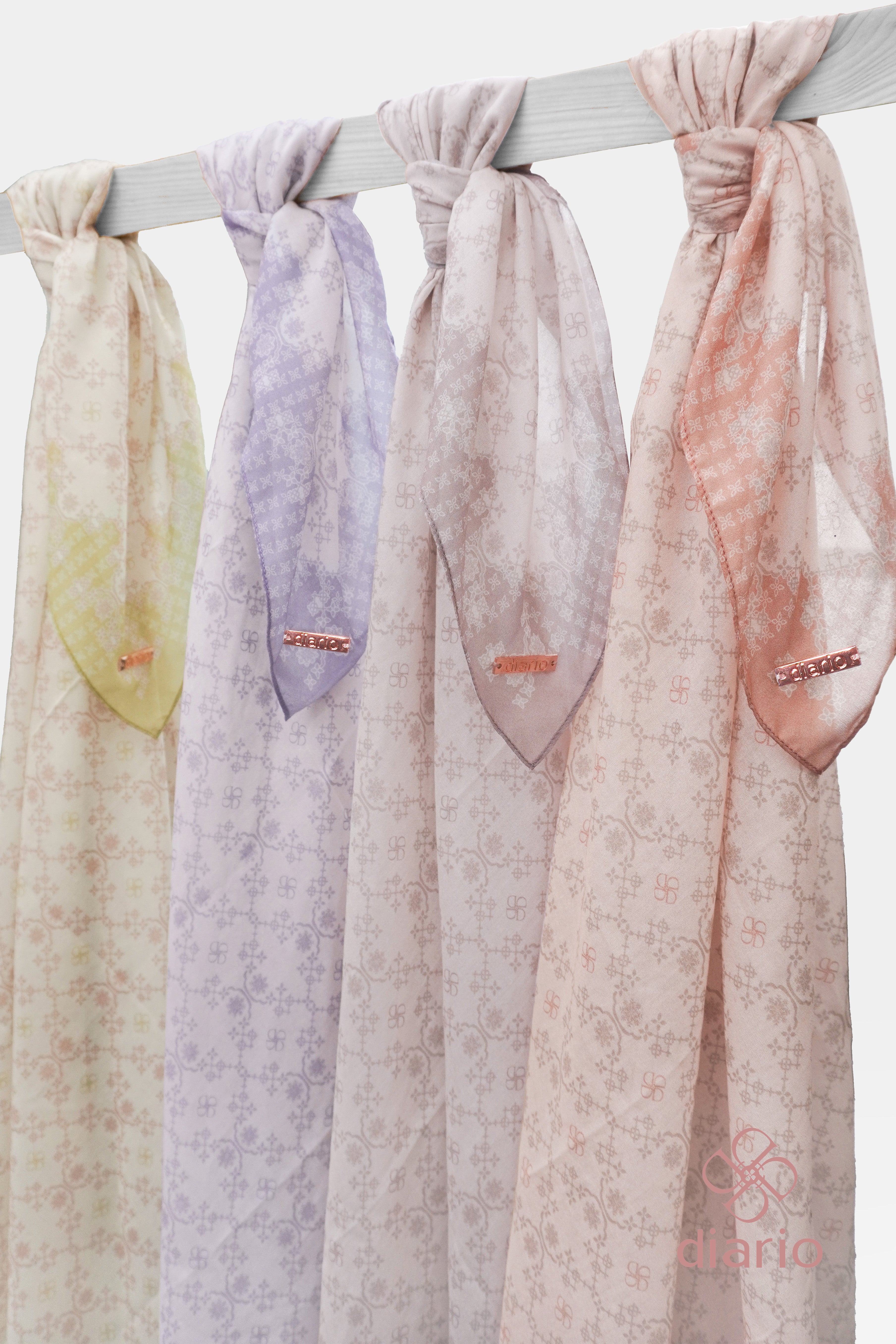 Diario - Ultrafine Gianna Scarf Kerudung Segi Empat