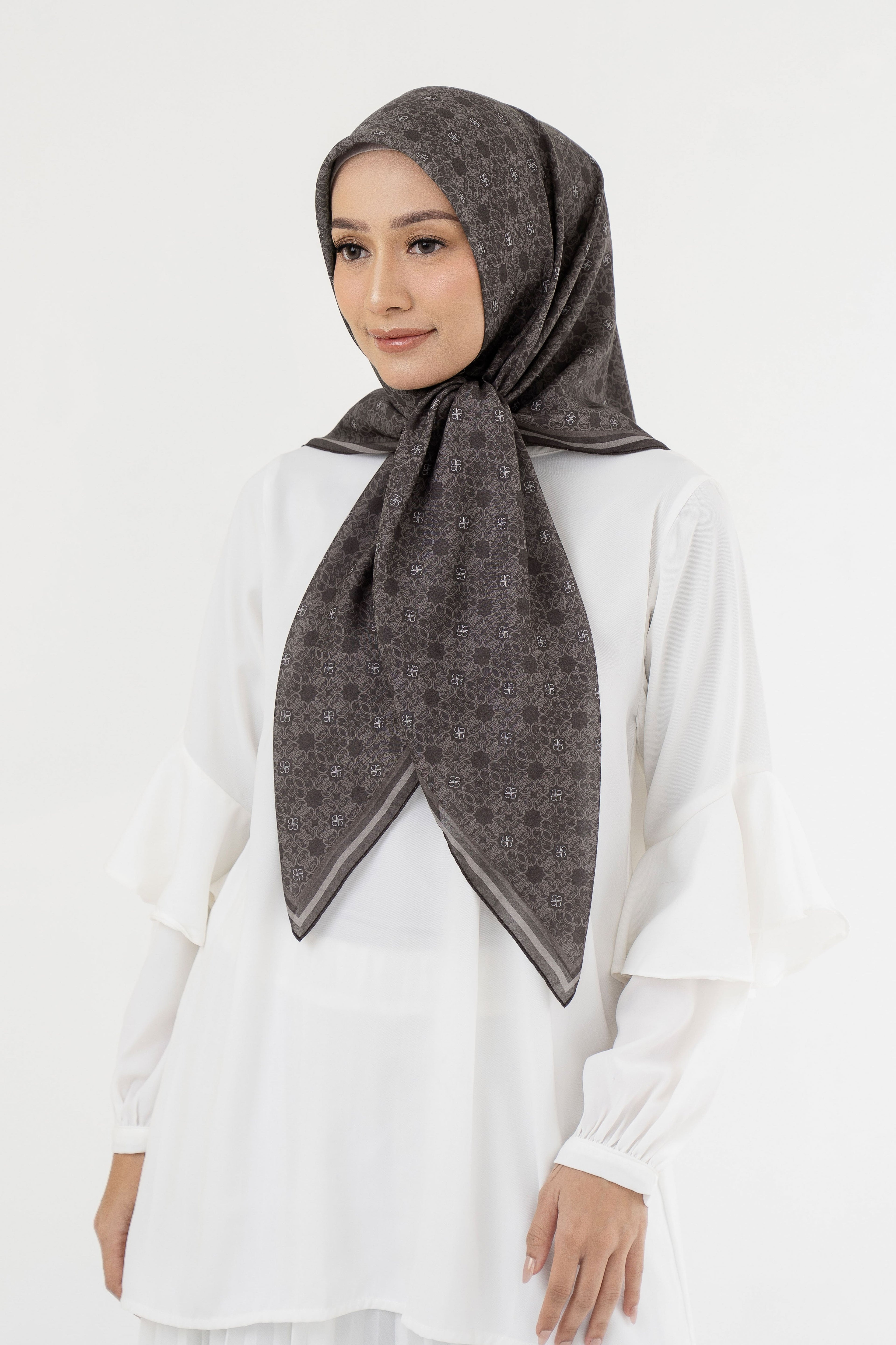 Ultrafine Keysa Scarf Kerudung Segi Empat