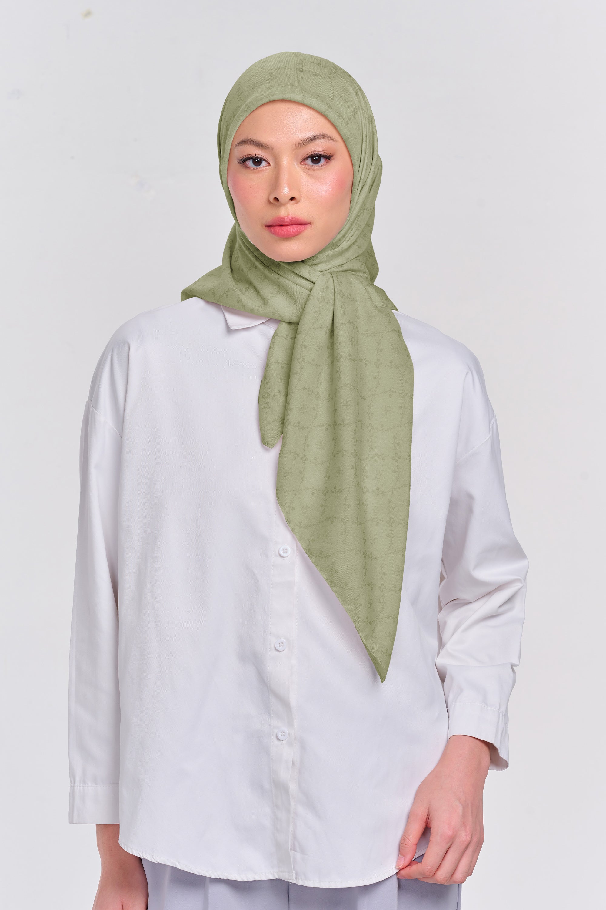 Ultrafine Ileana Scarf Kerudung Segi Empat