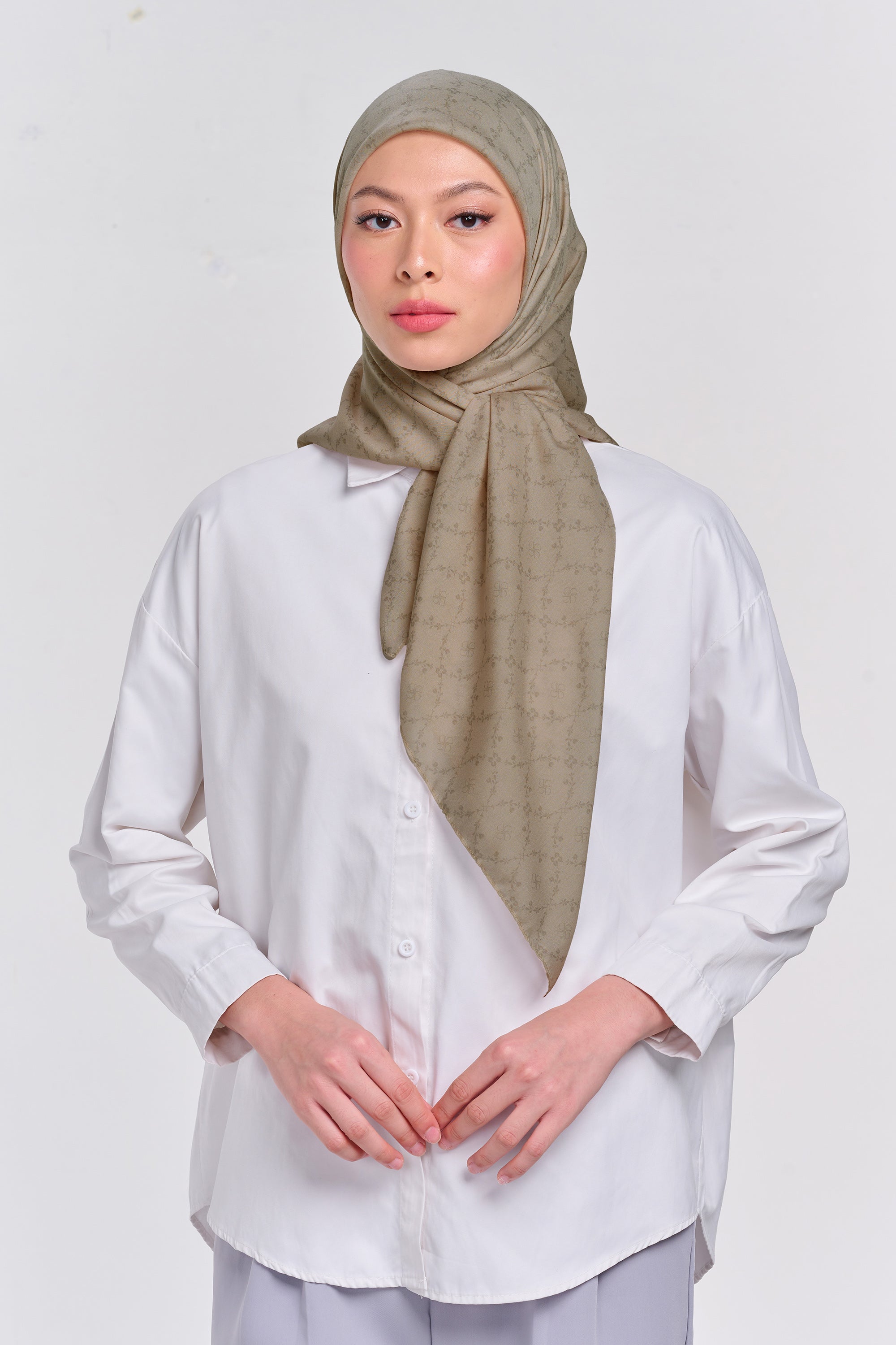 Ultrafine Ileana Scarf Kerudung Segi Empat