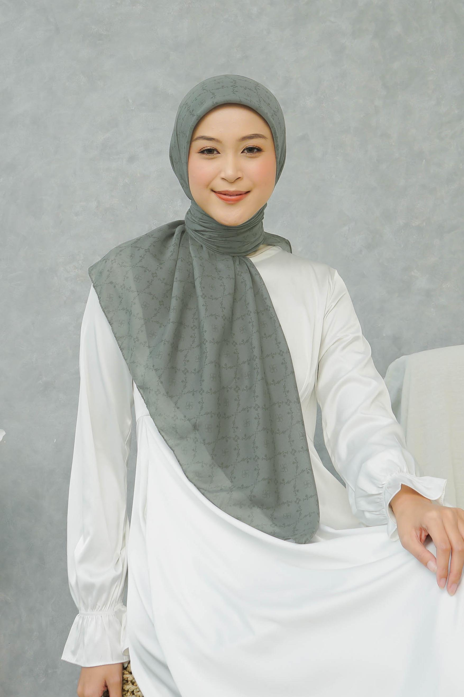 Ultrafine Ileana Scarf Kerudung Segi Empat