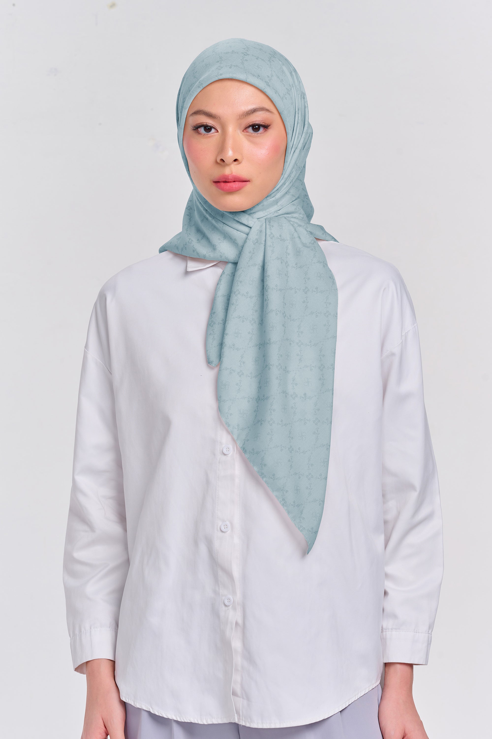 Ultrafine Ileana Scarf Kerudung Segi Empat