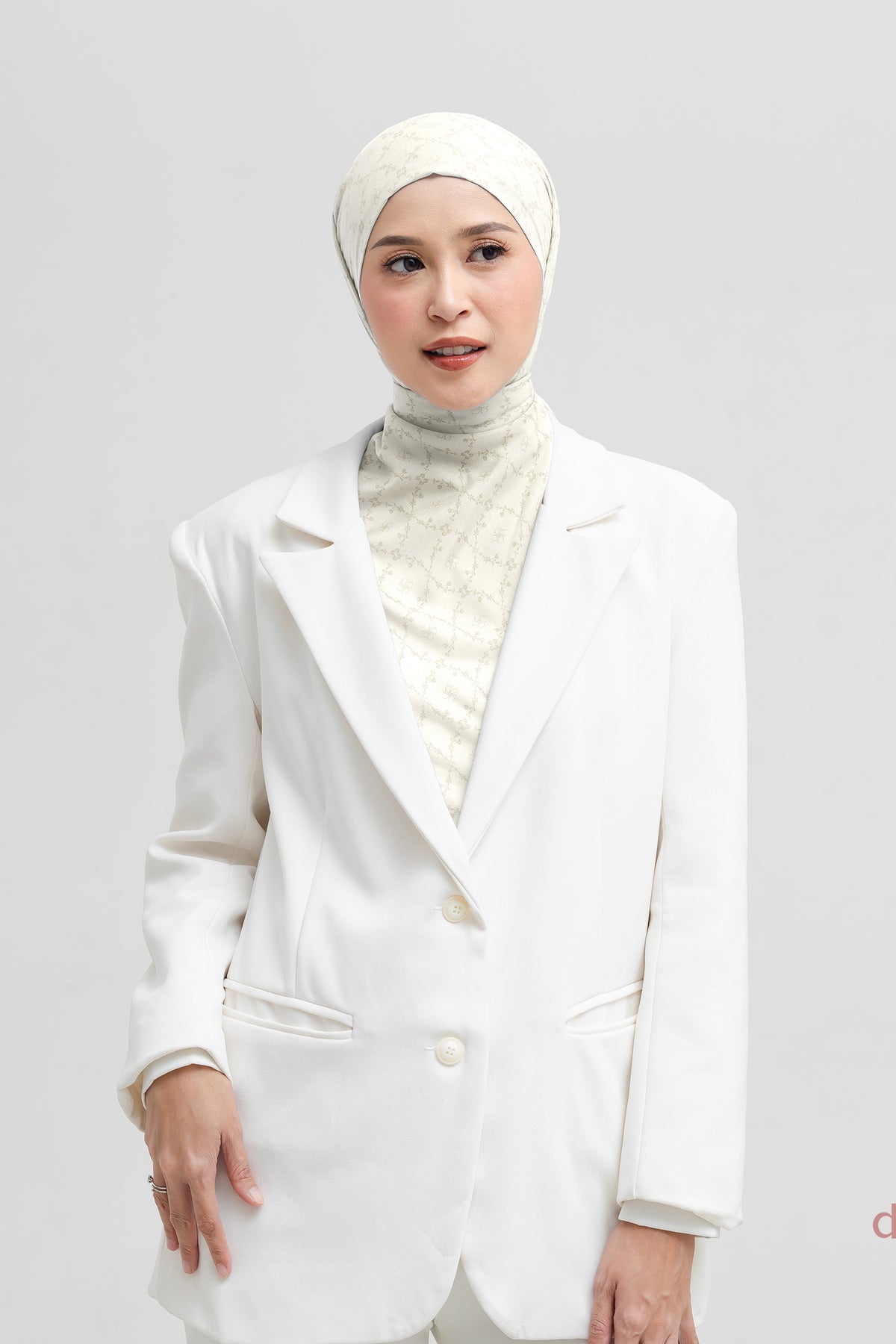 Ultrafine Ileana Hijab Khimar Bandana Khiban Premium