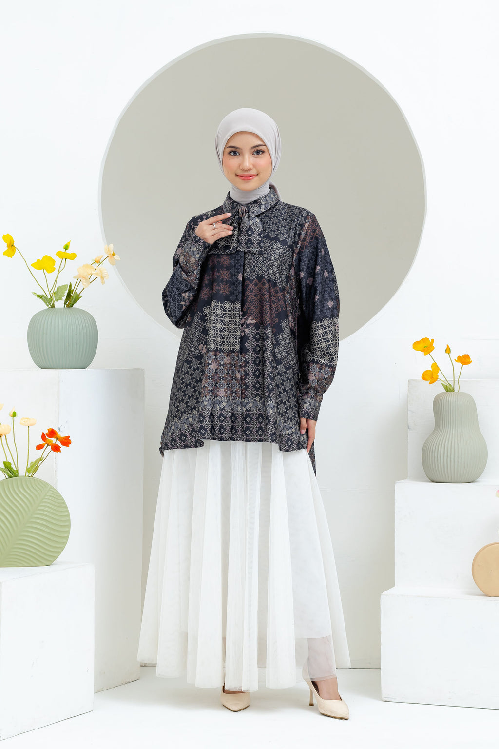 Kemeja Wanita Larissa Series